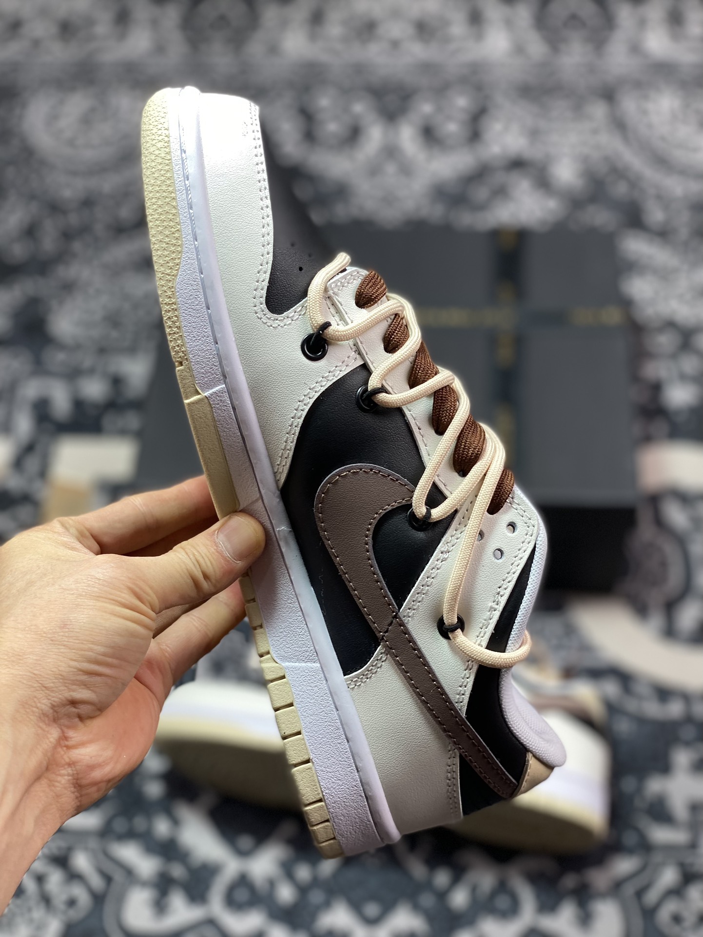 300 原装级别 Nk Dunk Low 栗子字母 高街黑棕解构 SB绑带低帮休闲板鞋 DV0831-003