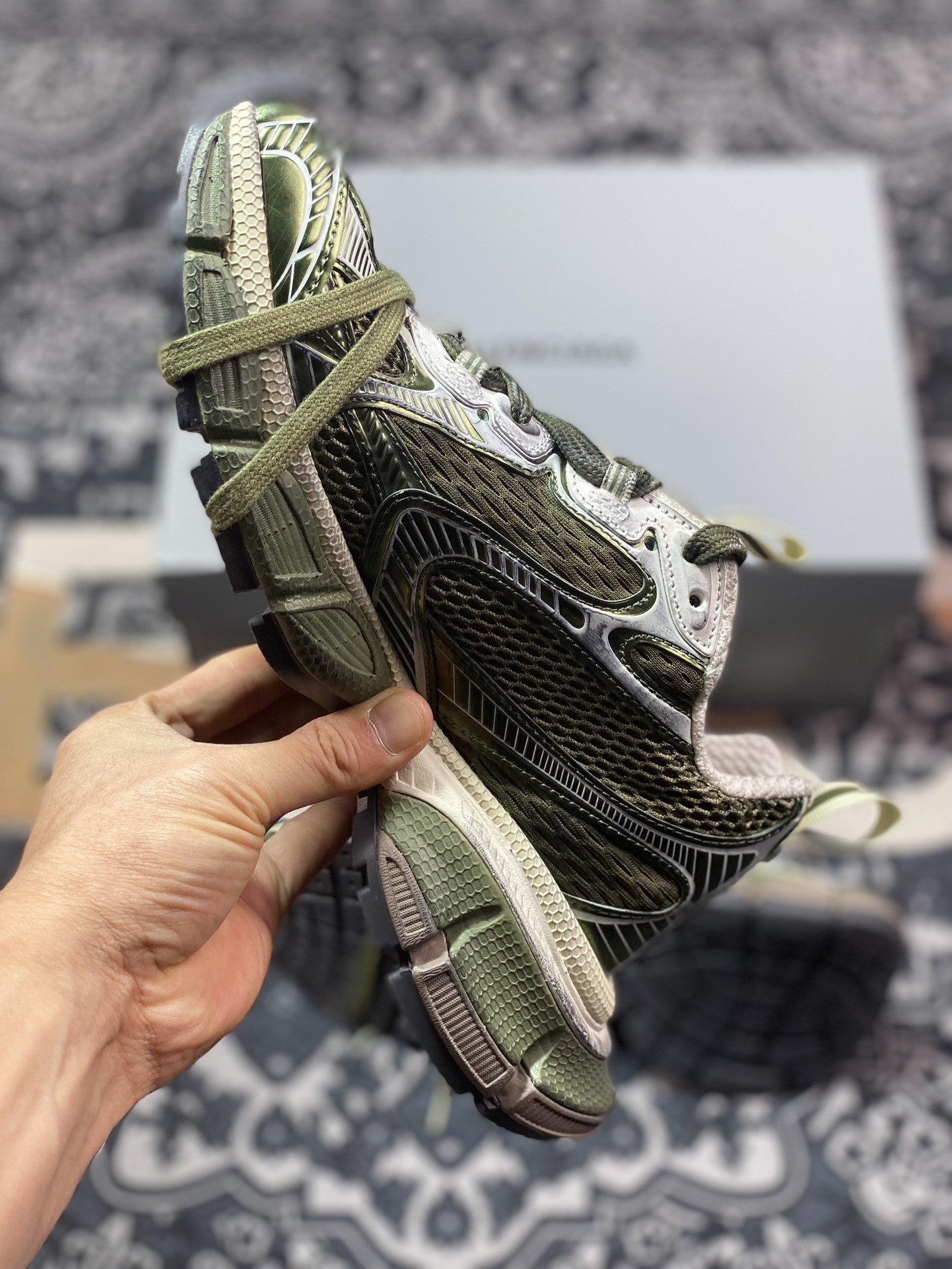 410 巴黎世家BALENCIAGA 3XL Sneakers 3+系列低帮复古阔型慢跑鞋“网织橄榄绿白鲜绿”734731 W3XL5 3191