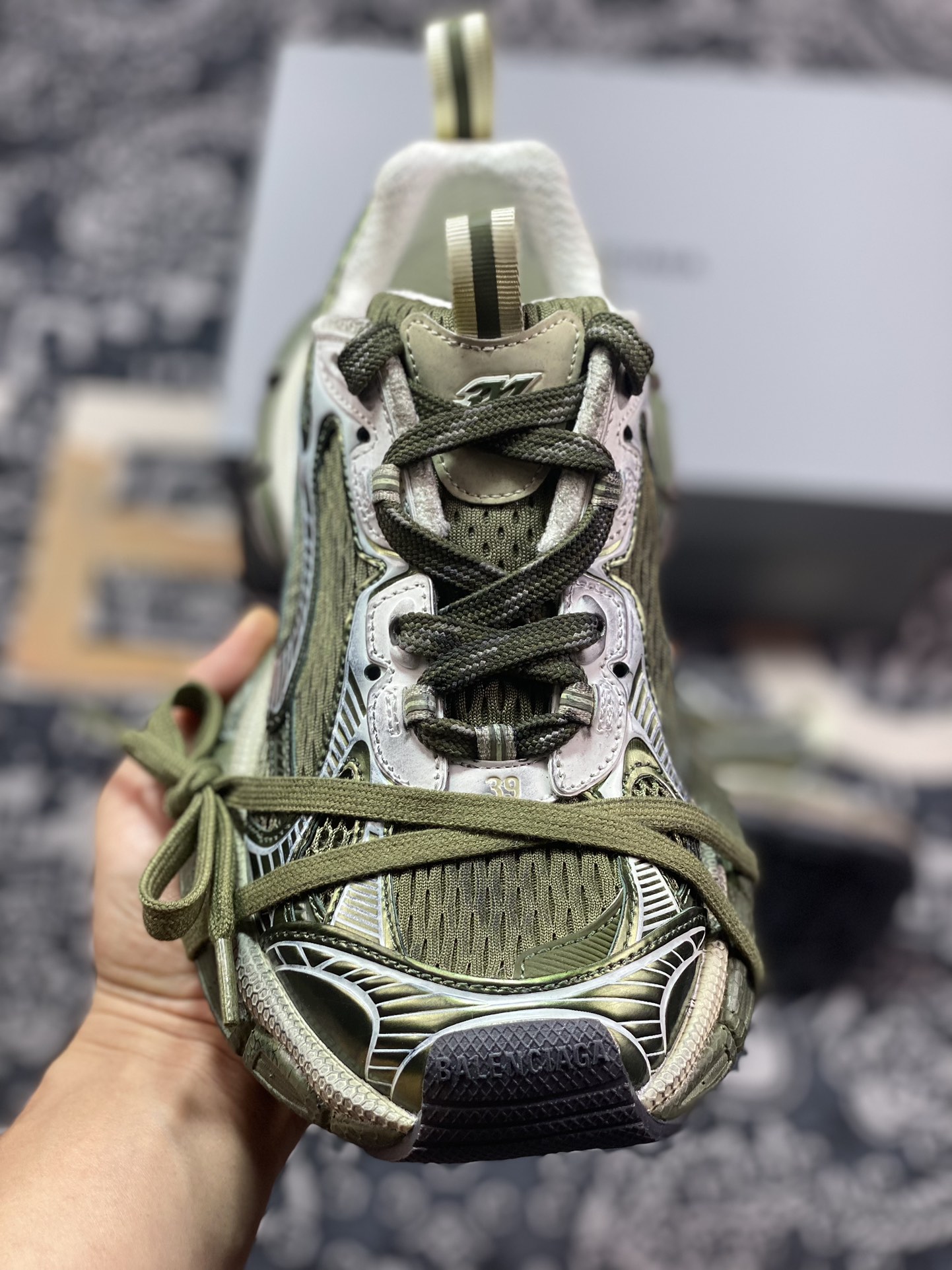 410 巴黎世家BALENCIAGA 3XL Sneakers 3+系列低帮复古阔型慢跑鞋“网织橄榄绿白鲜绿”734731 W3XL5 3191