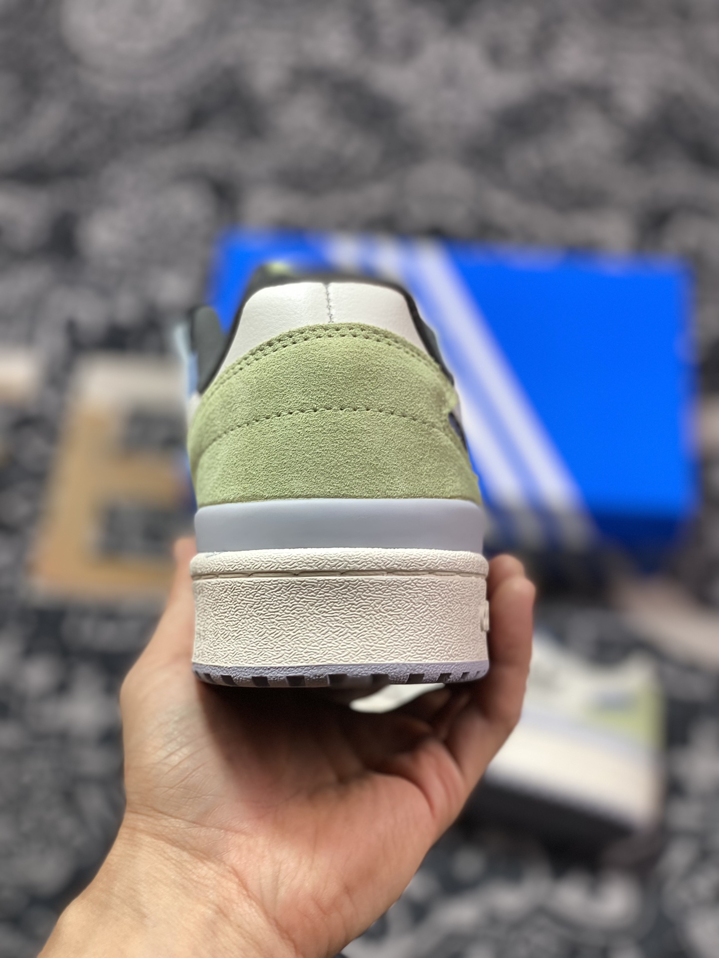 240 阿迪达斯/三叶草Adidas Originals Forum Low CL 罗马板鞋“米白绿灰藏蓝”ID6263