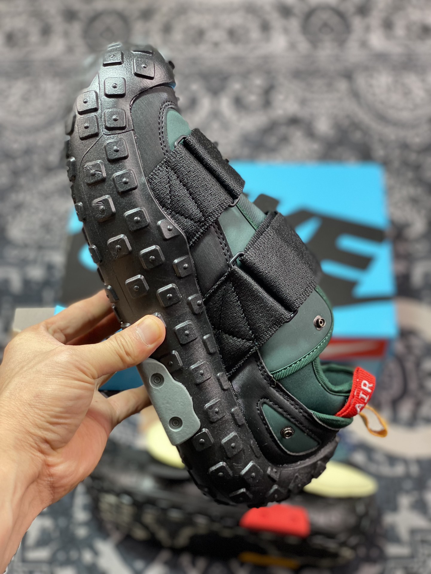 Cactus Plant Flea Market/CPFM x Nike Air Flea 2 Low”Faded Spruce”跳蚤2代增高厚底休闲运动慢跑鞋“联名黑云杉绿巨钩轮胎底” DV7164-300