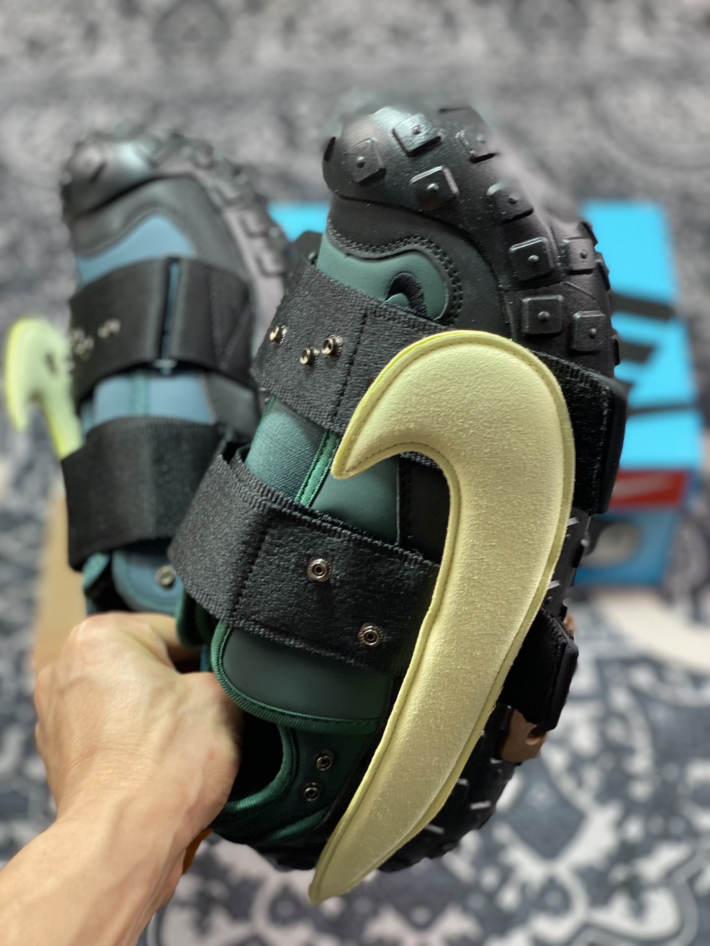 Cactus Plant Flea Market/CPFM x Nike Air Flea 2 Low”Faded Spruce”跳蚤2代增高厚底休闲运动慢跑鞋“联名黑云杉绿巨钩轮胎底” DV7164-300