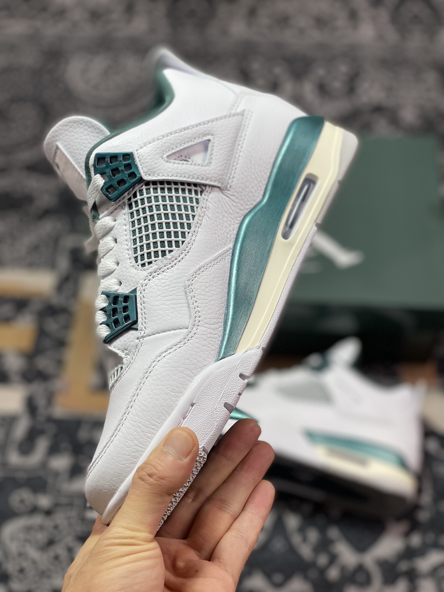 320 耐克Nike Air Jordan 4 Retro”Oxidized Green”迈克尔·乔丹AJ4代中帮篮球鞋“白金属墨绿”FQ8138-103