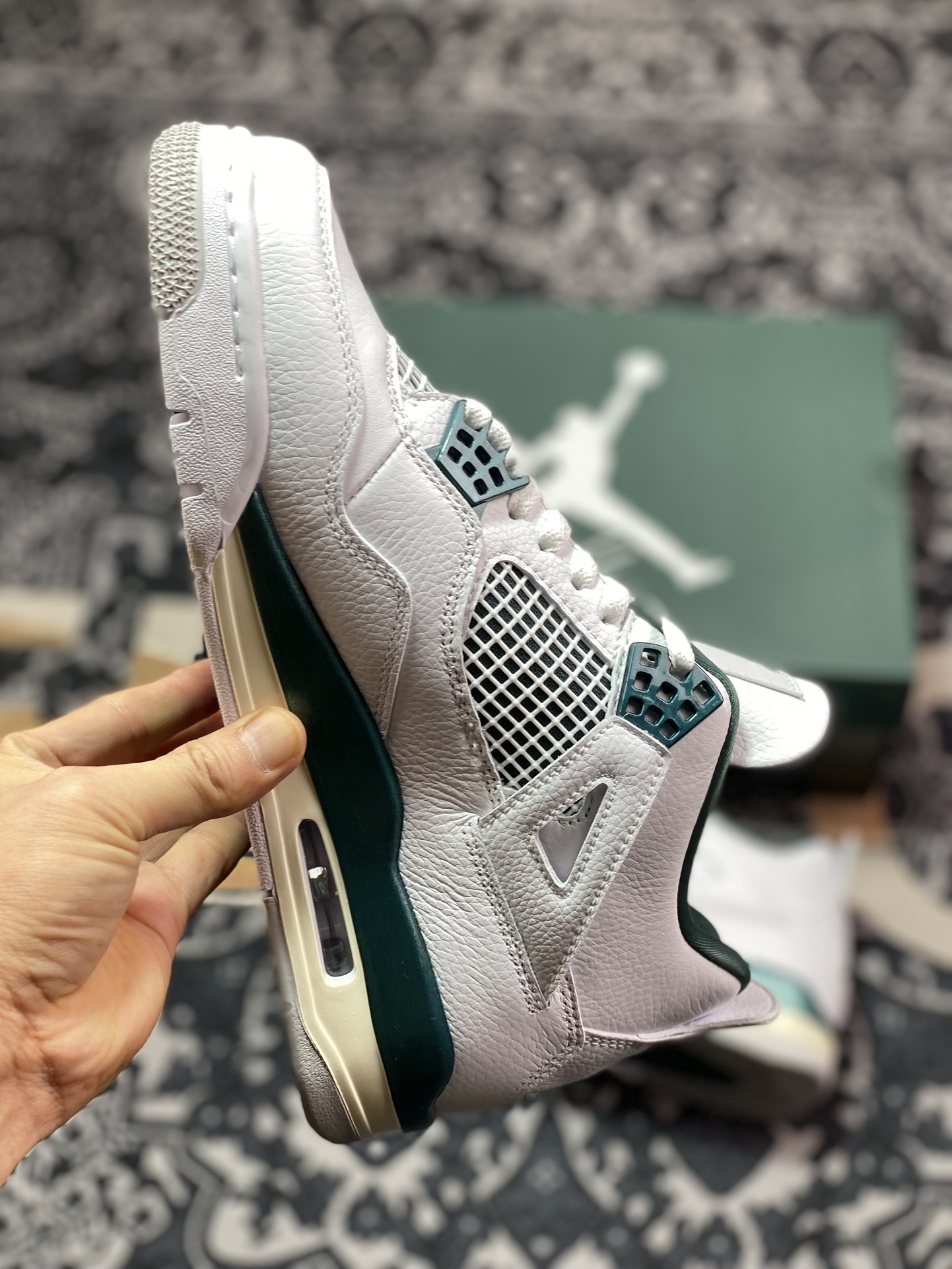 320 耐克Nike Air Jordan 4 Retro”Oxidized Green”迈克尔·乔丹AJ4代中帮篮球鞋“白金属墨绿”FQ8138-103