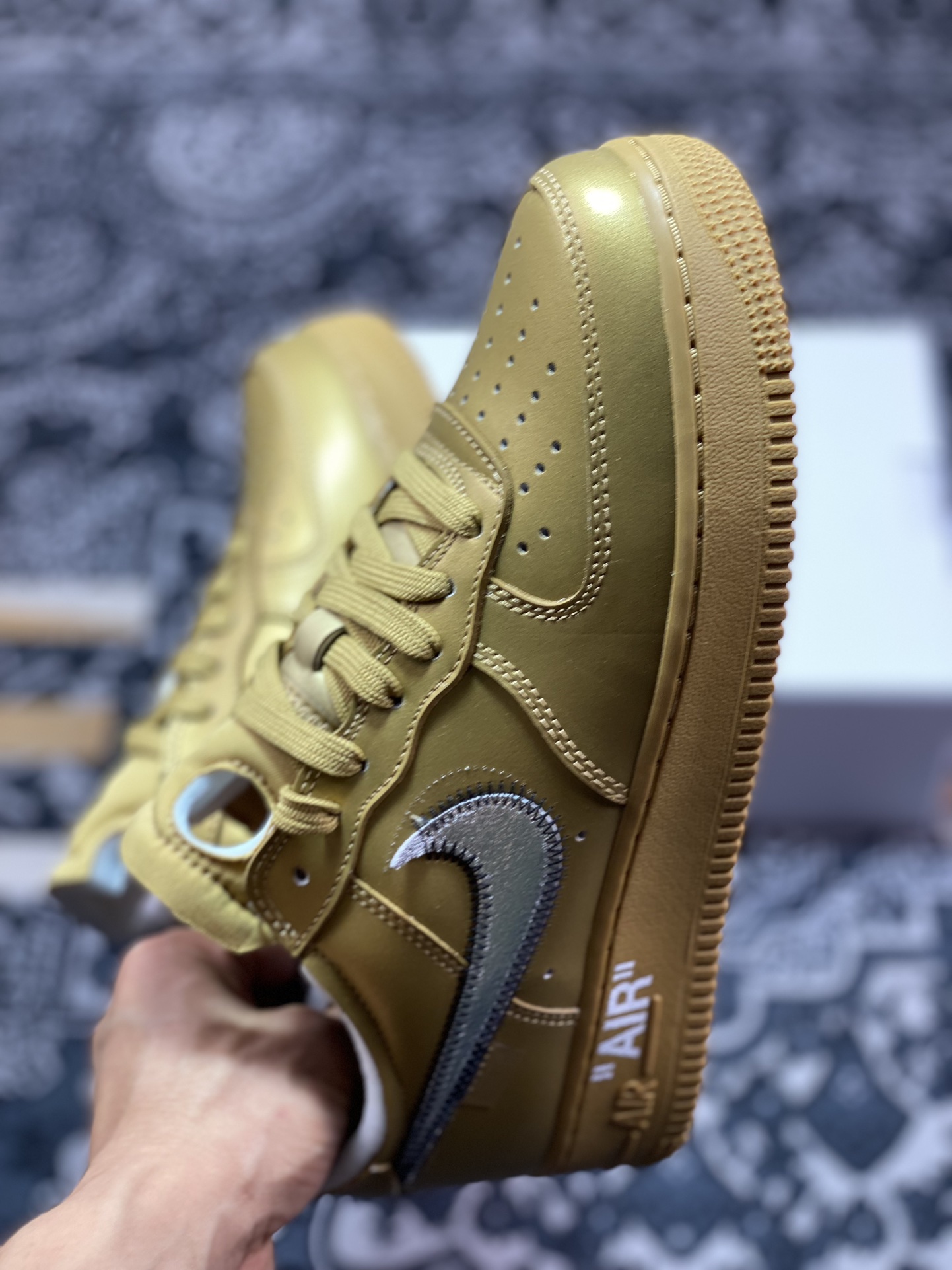 320 Off-White x Nike Air Force 1'07 Low”Champagne Gold/AF100”空军一号板鞋“OW香槟金银钩”AO4297-800