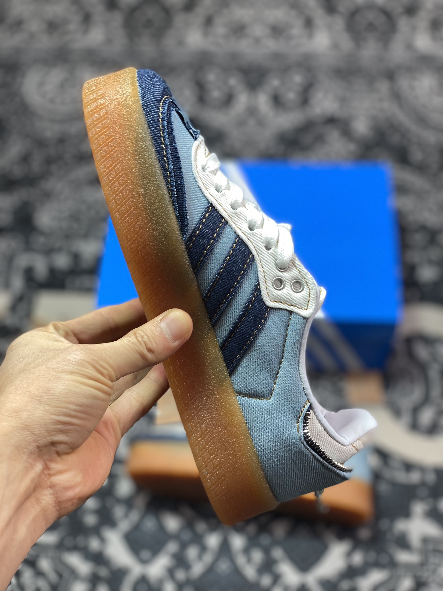 200 Atmos x Adidas Originals Sambae”Stacked Denim”桑巴舞板鞋“拉链牛仔浅蓝深蓝生胶底”II0001