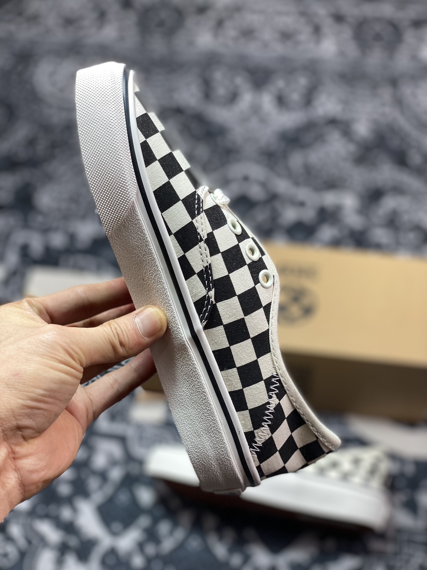 130 Vans Authentic VR3环保系列 黑白棋盘格软木塞低帮帆布滑板鞋 VN0A4BX5BPS