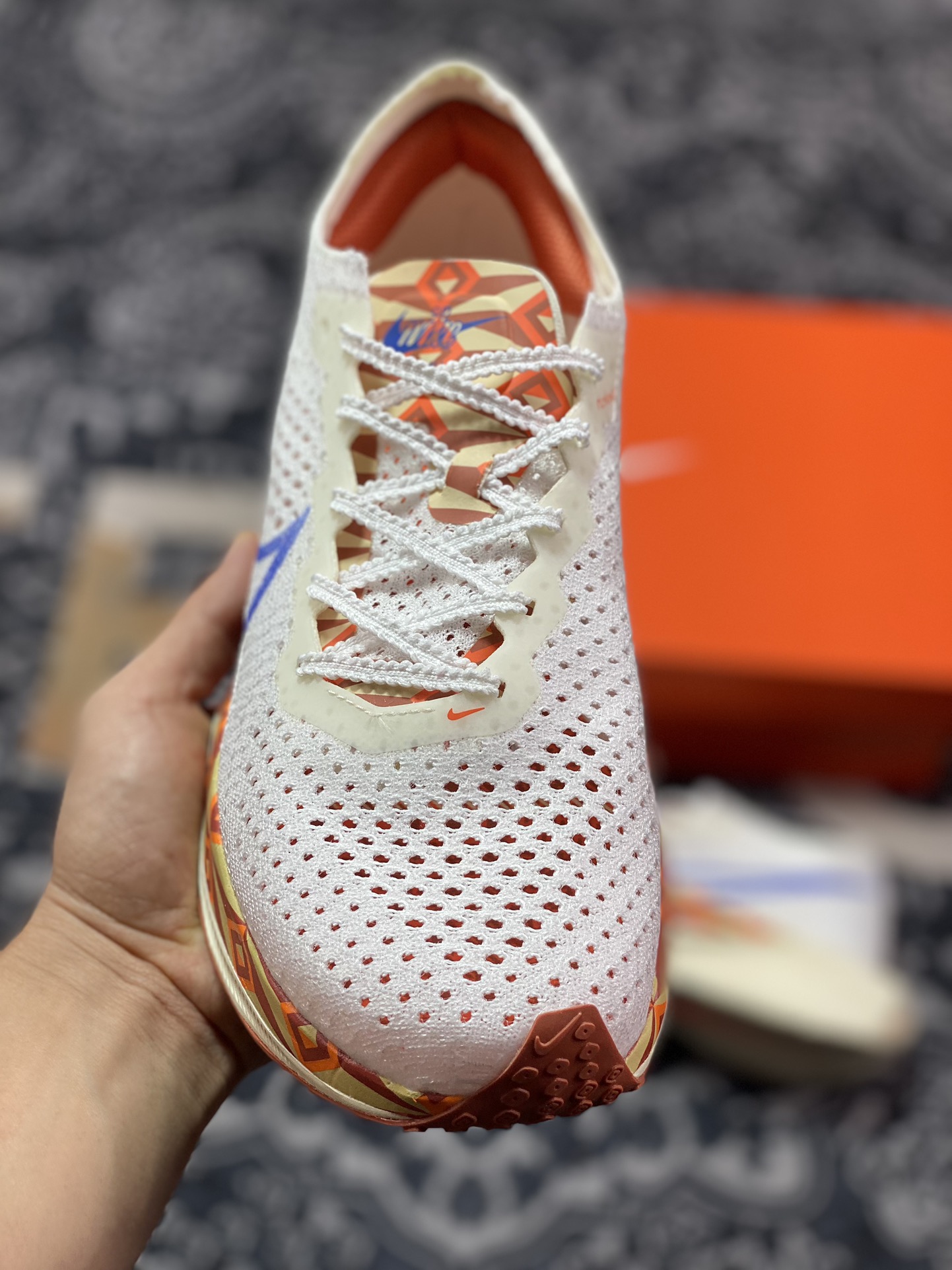 350 耐克Nike ZoomX Vaporfly Next% 3 Premium”Blue Ribbon Sports”空气慢跑鞋“针织白橘蓝纪念版”FQ7676-100