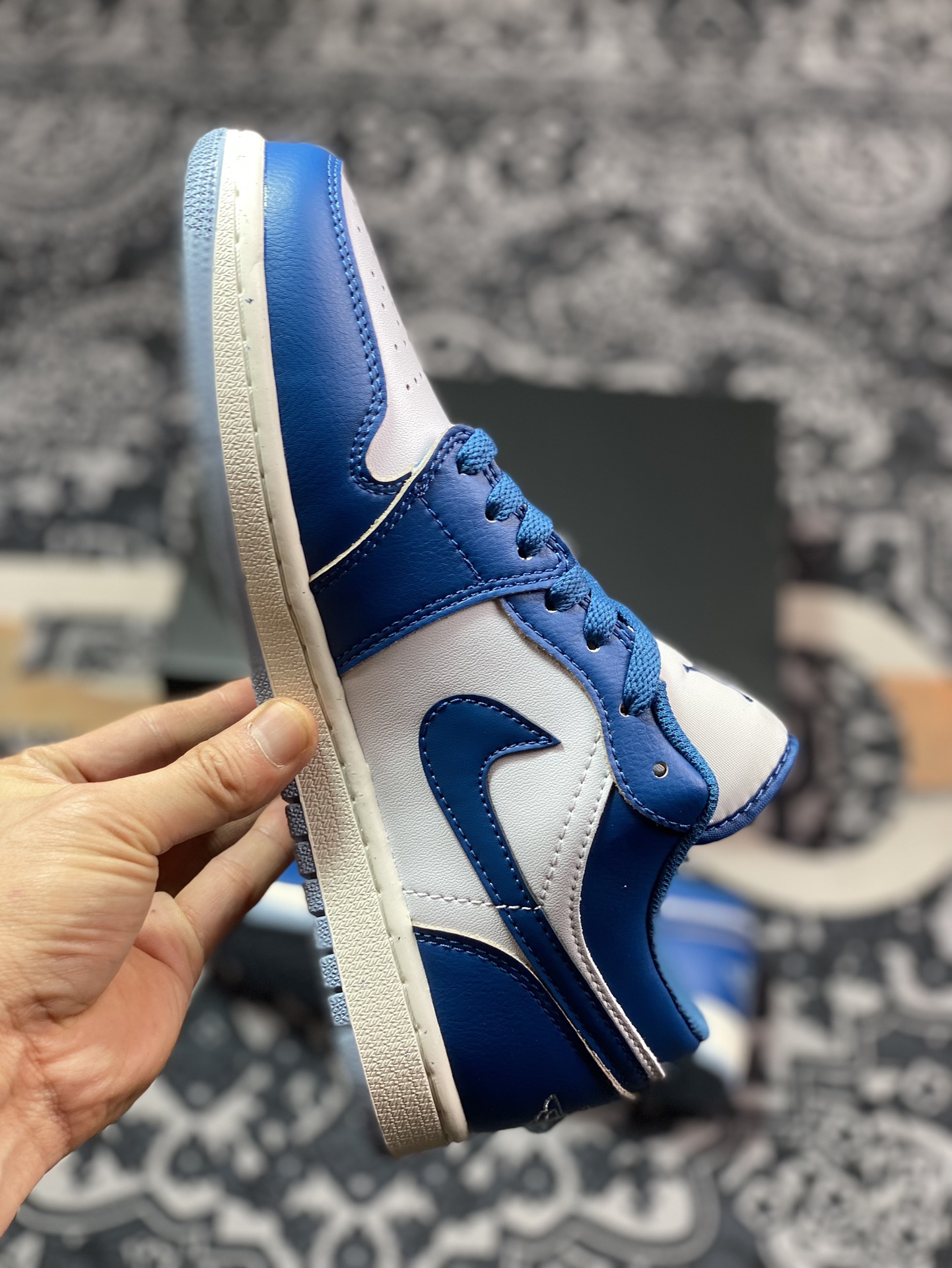 200 原厂级别 Air Jordan 1 Low 蓝白 AJ1低帮休闲板鞋 FN5214-141