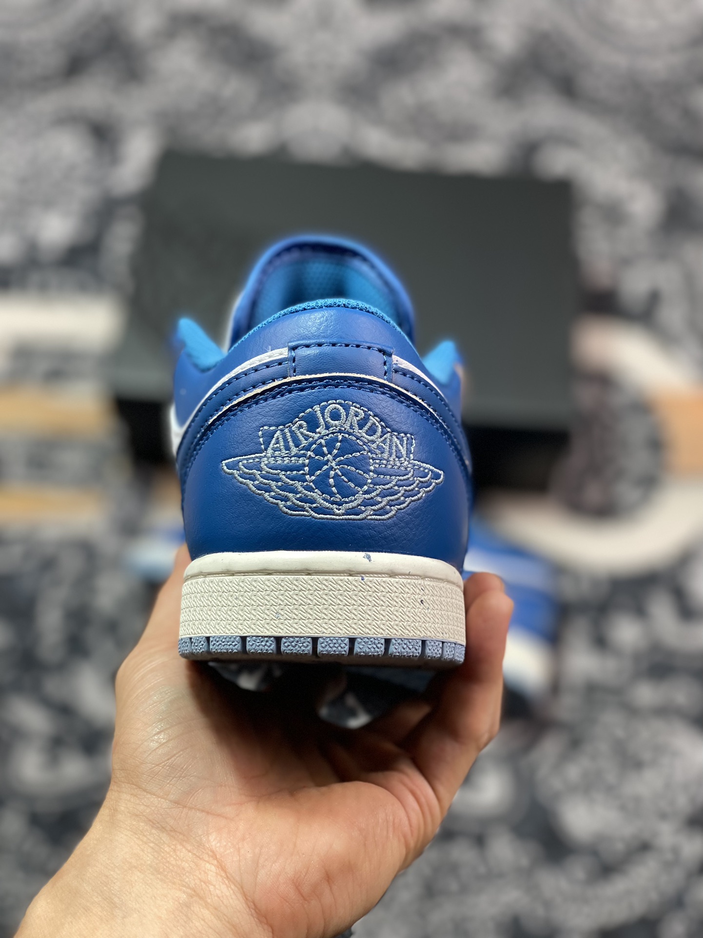 200 原厂级别 Air Jordan 1 Low 蓝白 AJ1低帮休闲板鞋 FN5214-141