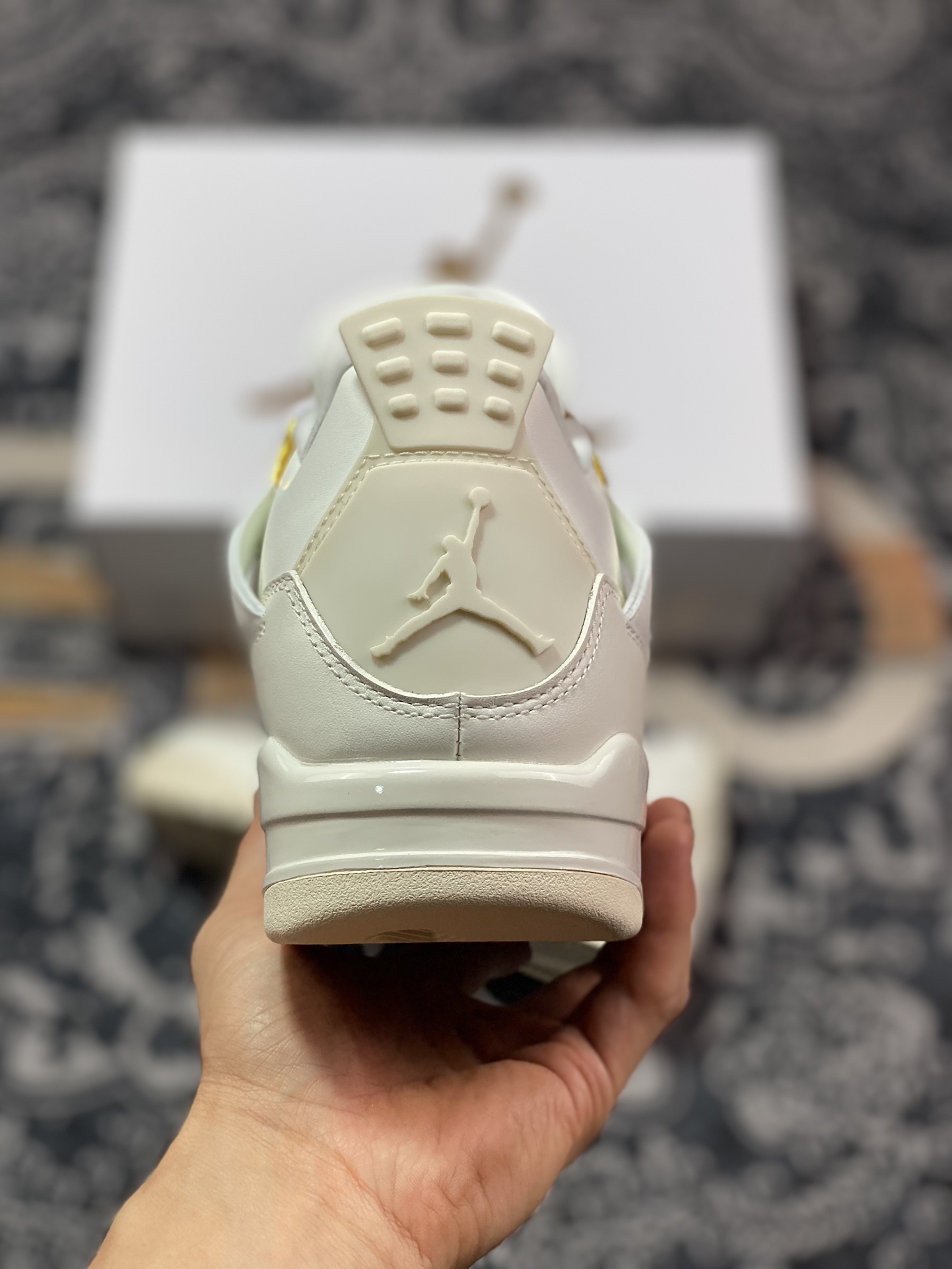 450 优选 原装级别 高端零售专供 Jordan Air Jordan 4 “Metallic Gold”白色 AQ9129-170