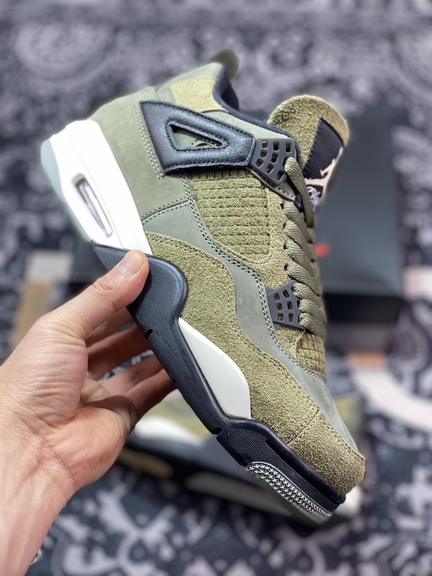 460 优选 原装级别 高端零售专供 Jordan Air Jordan 4 ”Olive” 减震防滑耐磨 中帮 复古篮球鞋 军绿色 FB9927-200