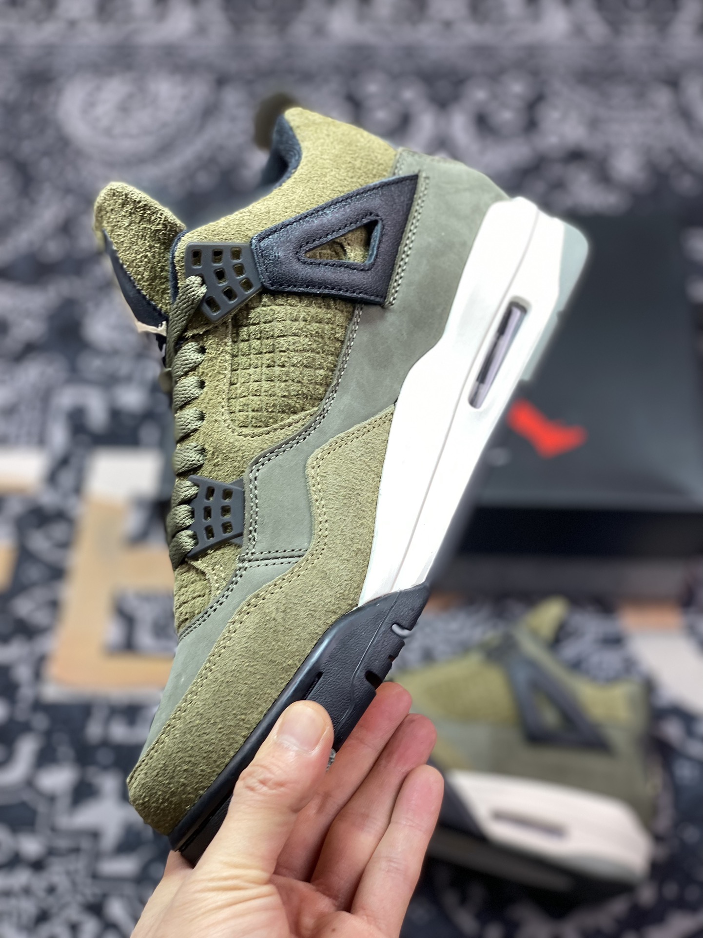 460 优选 原装级别 高端零售专供 Jordan Air Jordan 4 ”Olive” 减震防滑耐磨 中帮 复古篮球鞋 军绿色 FB9927-200