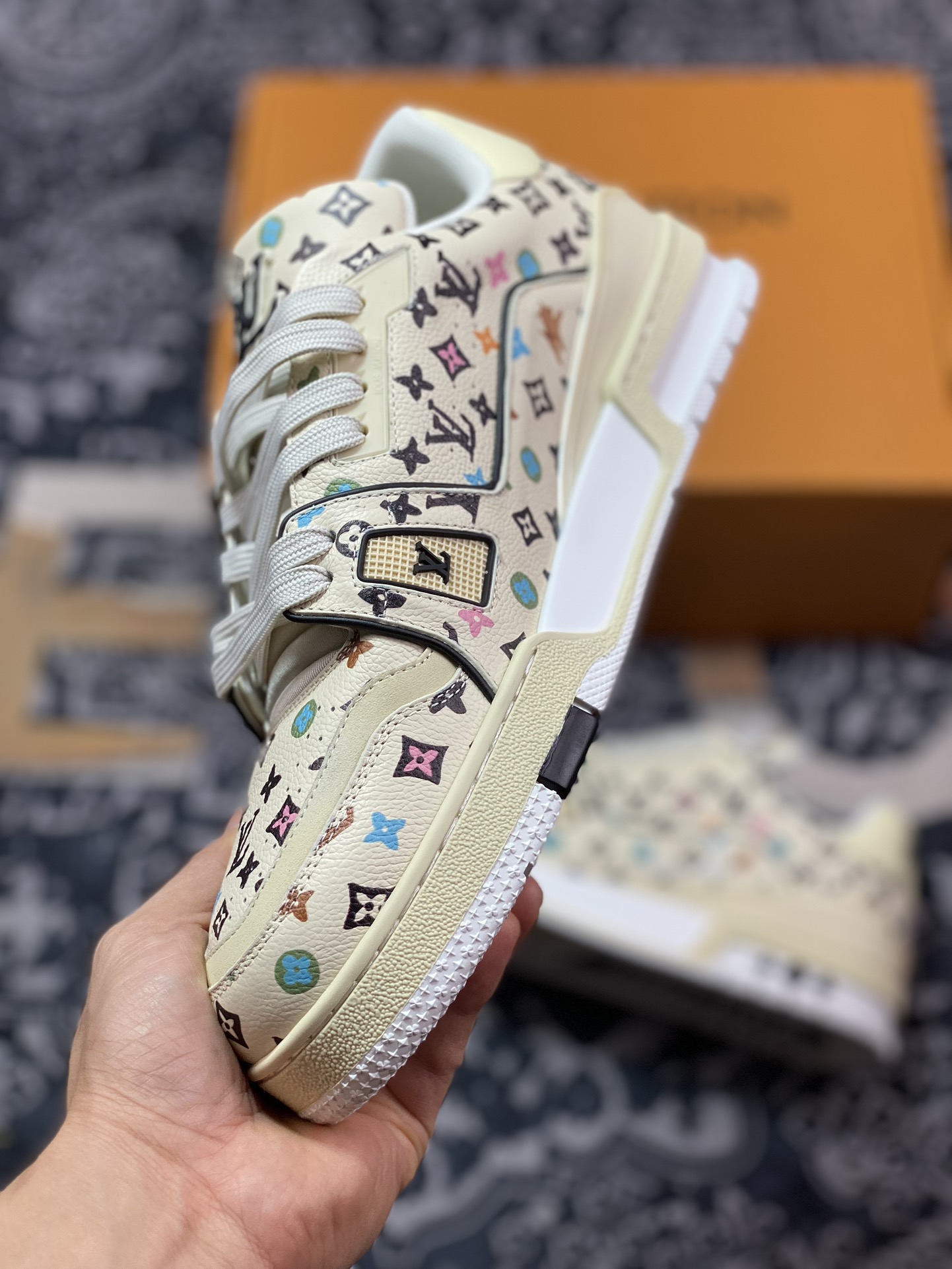 LV路易威登Louis Vuitton Trainer Sneaker Low休闲运动文化百搭篮球板鞋
