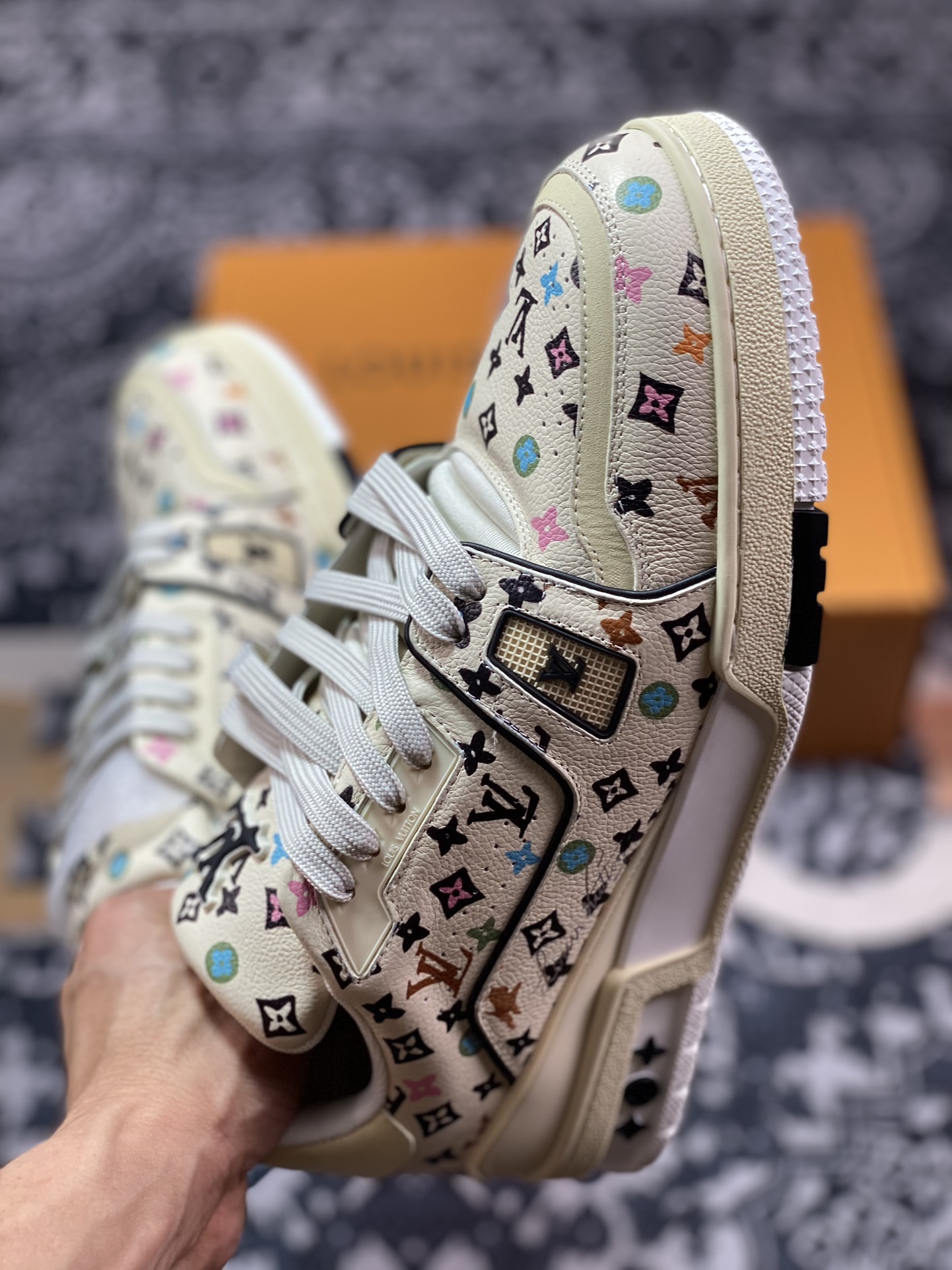 LV路易威登Louis Vuitton Trainer Sneaker Low休闲运动文化百搭篮球板鞋