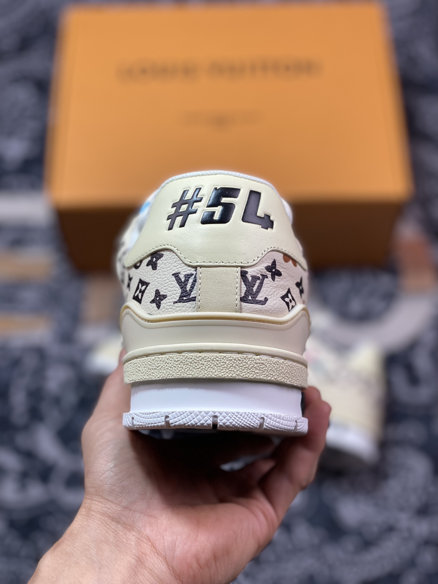 LV路易威登Louis Vuitton Trainer Sneaker Low休闲运动文化百搭篮球板鞋