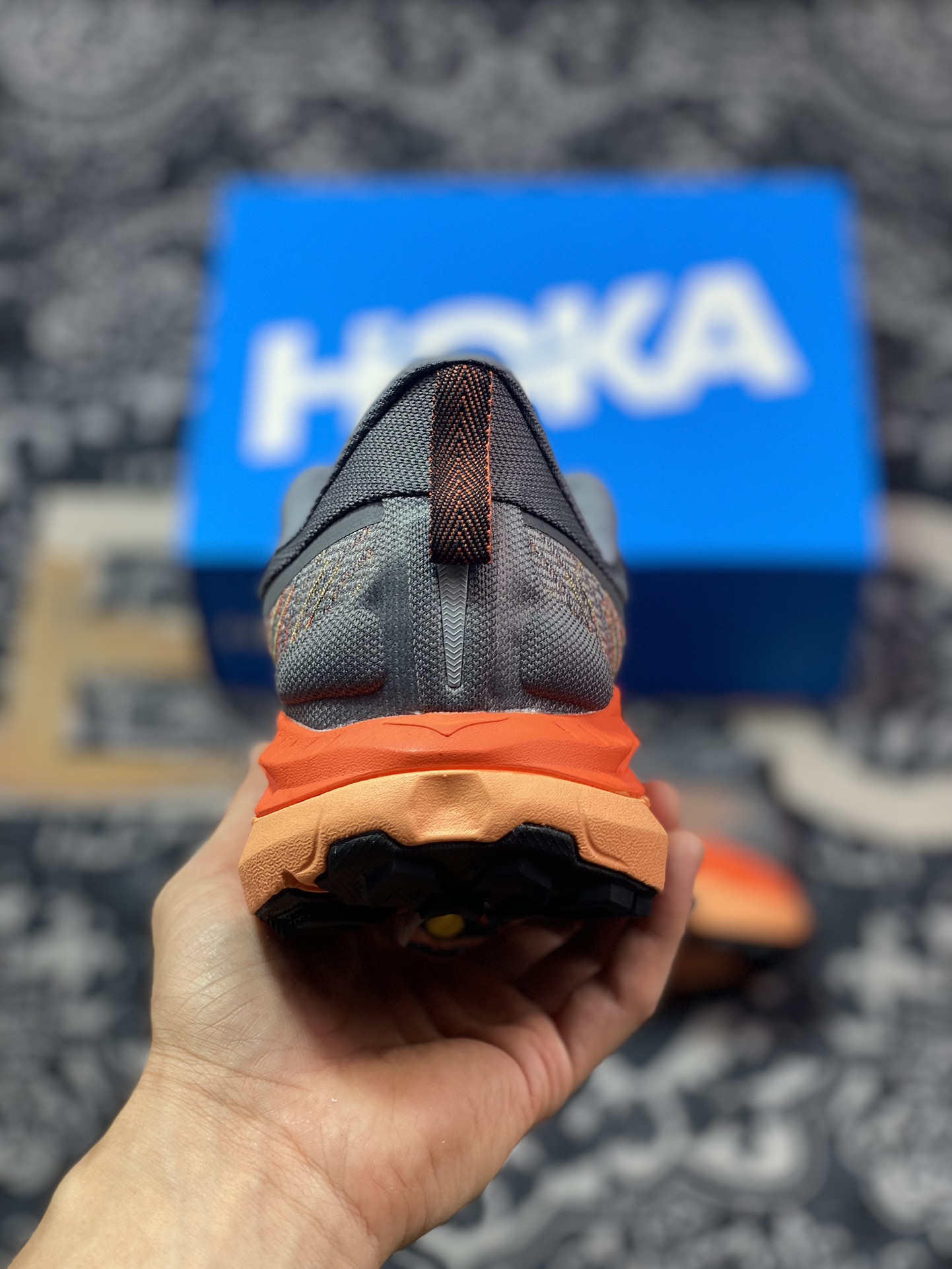 200 HOKA ONE ONE Mafate Speed 4 飞速玛法特4代慢跑鞋“网织深灰黑橙黄”1129930/CKBC