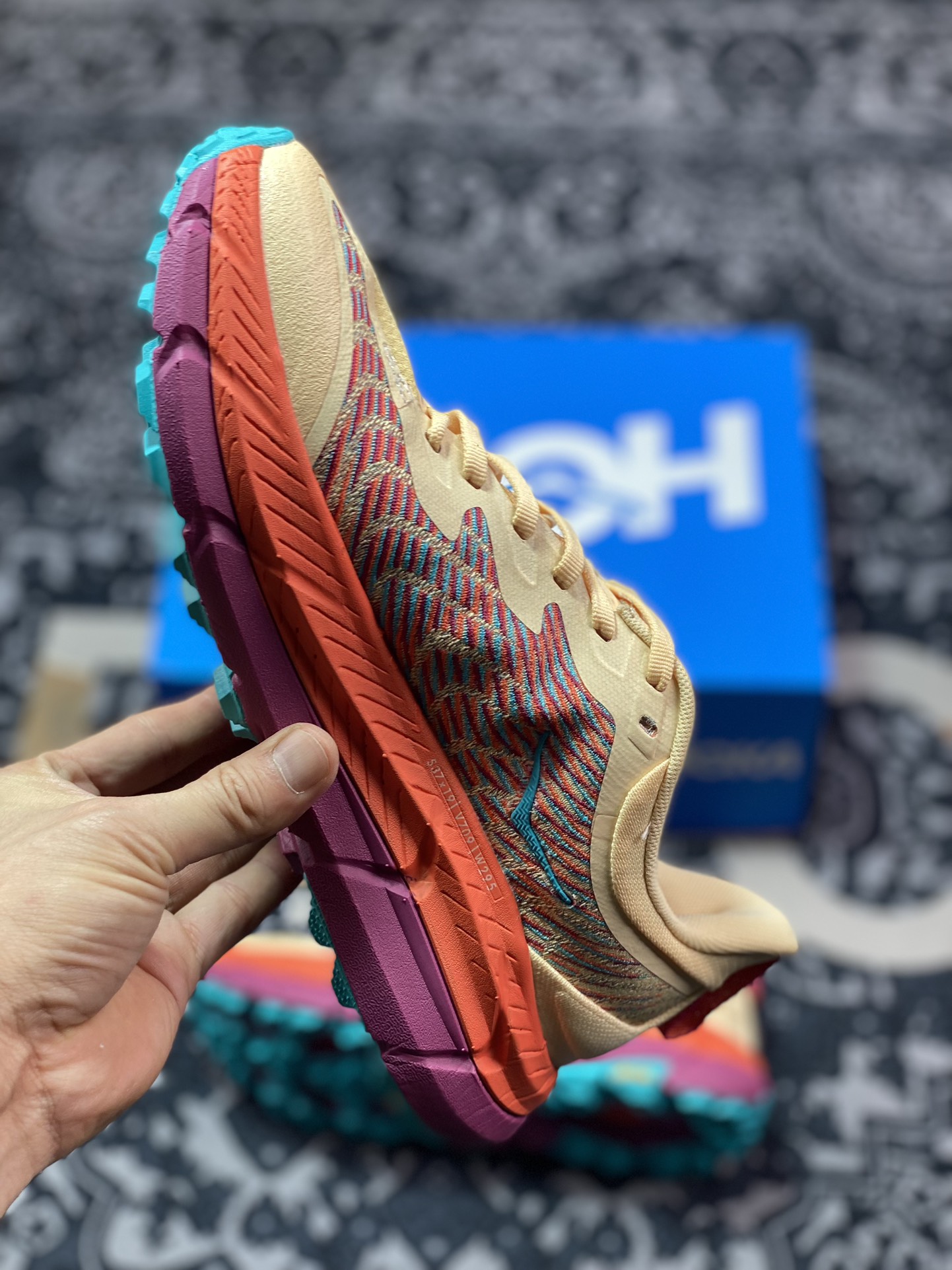 200 HOKA ONE ONE Mafate Speed 4 飞速玛法特4代系列低帮慢跑鞋“网织米黄绿红”1129930/IFLM