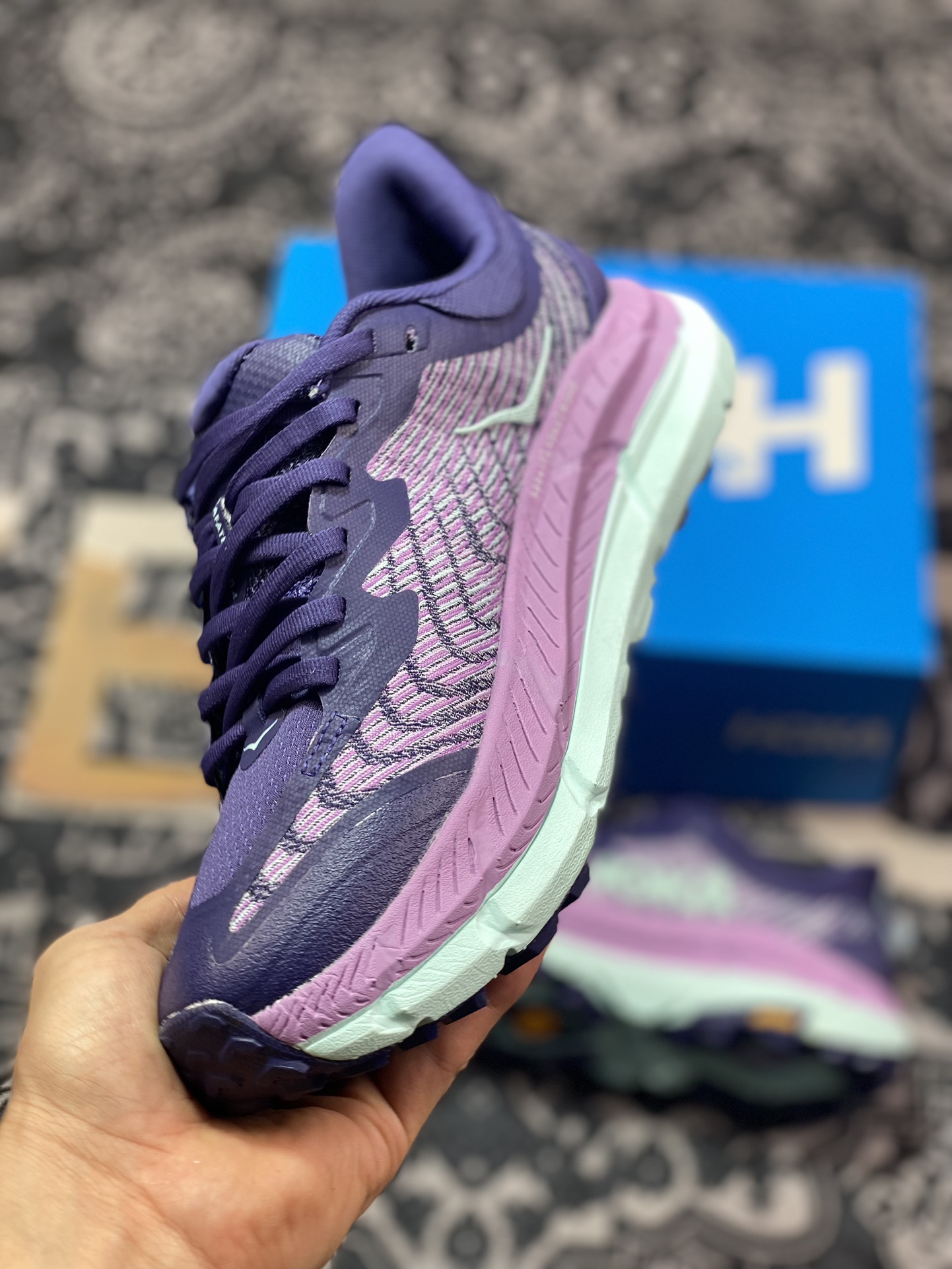 200 HOKA ONE ONE Mafate Speed 4 飞速玛法特4代系列低帮慢跑鞋“网织葡萄深紫浅蓝”1129930/NSOF