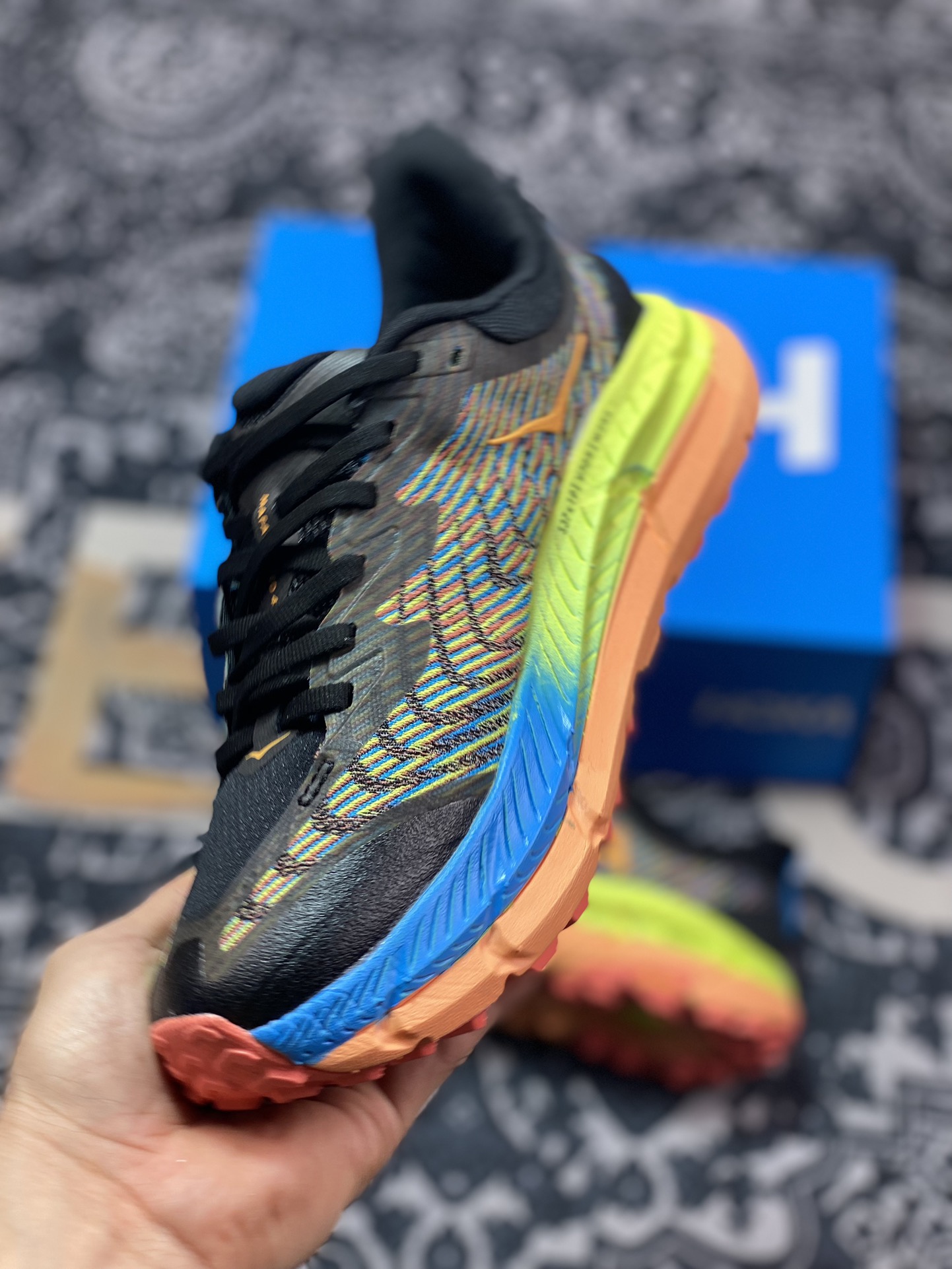 200 HOKA ONE ONE Mafate Speed 4 飞速玛法特4代系列低帮慢跑鞋“网织黑蓝亮黄”1138472/BKML