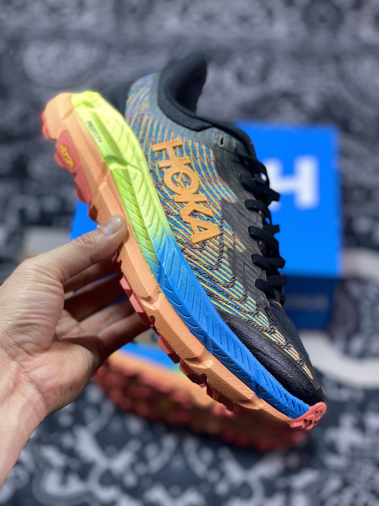 200 HOKA ONE ONE Mafate Speed 4 飞速玛法特4代系列低帮慢跑鞋“网织黑蓝亮黄”1138472/BKML