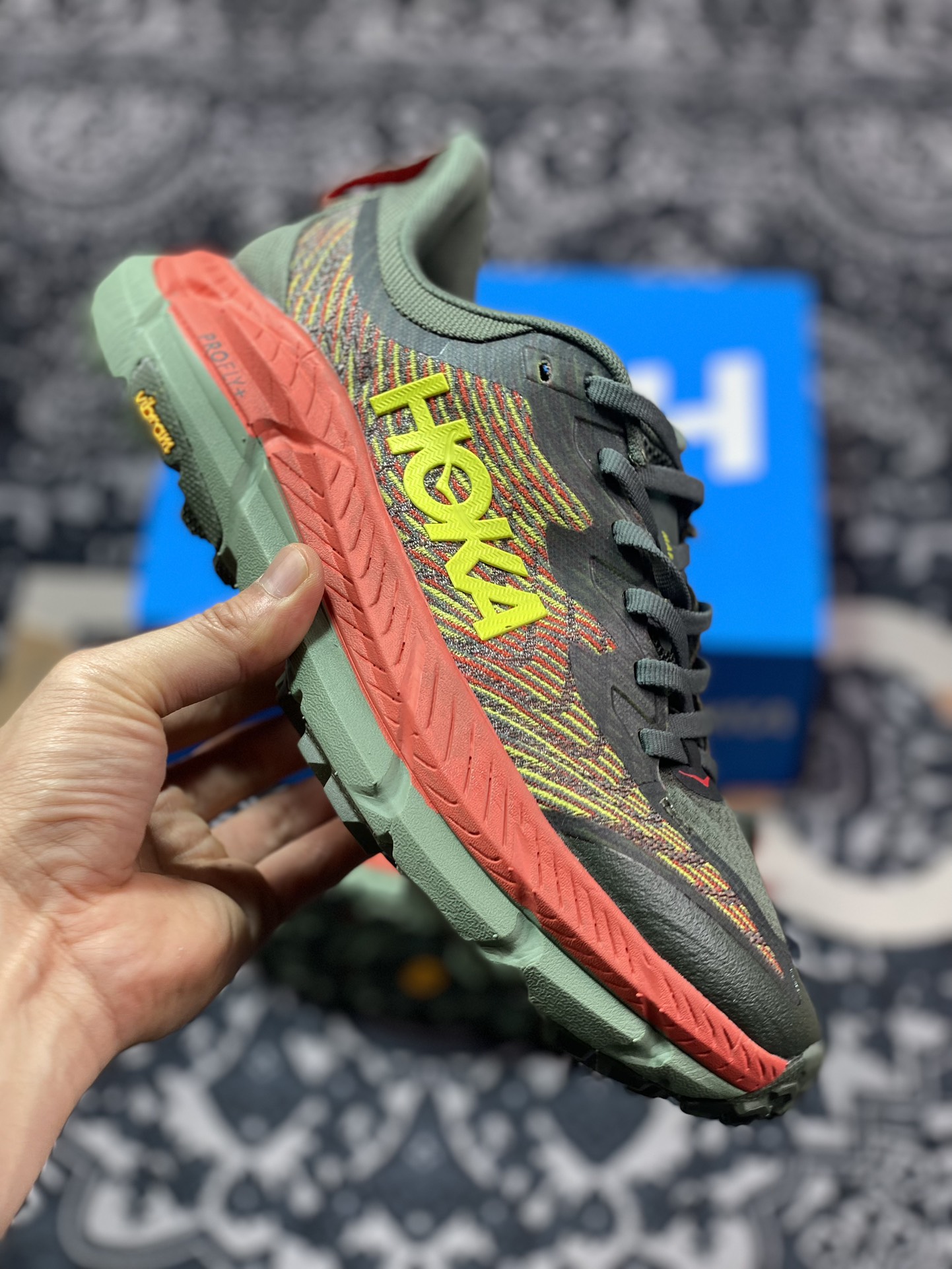 200 HOKA ONE ONE Mafate Speed 4 飞速玛法特4代系列低帮跑鞋“网织军绿桔红黄”1129930/IFST