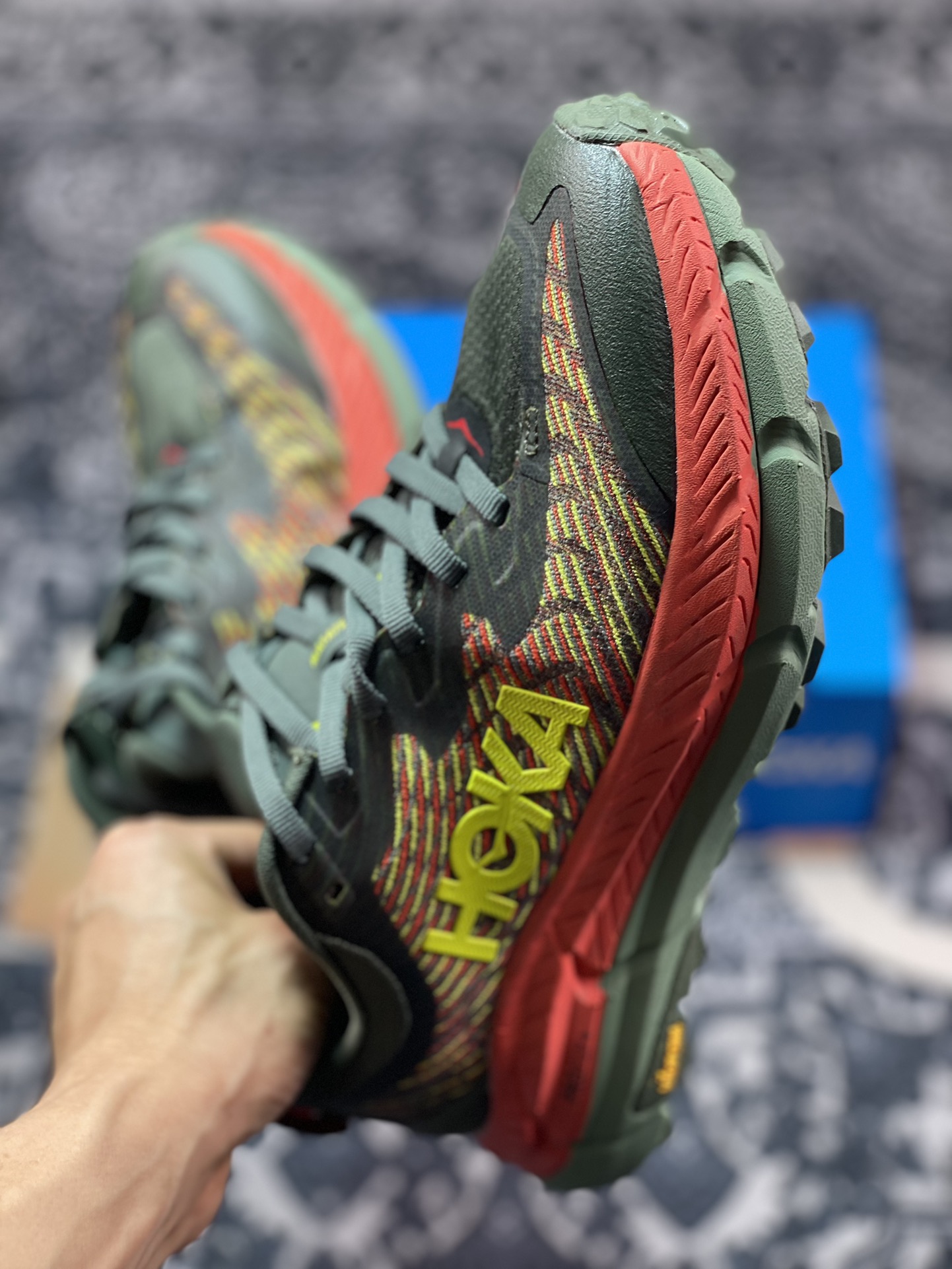 200 HOKA ONE ONE Mafate Speed 4 飞速玛法特4代系列低帮跑鞋“网织军绿桔红黄”1129930/IFST