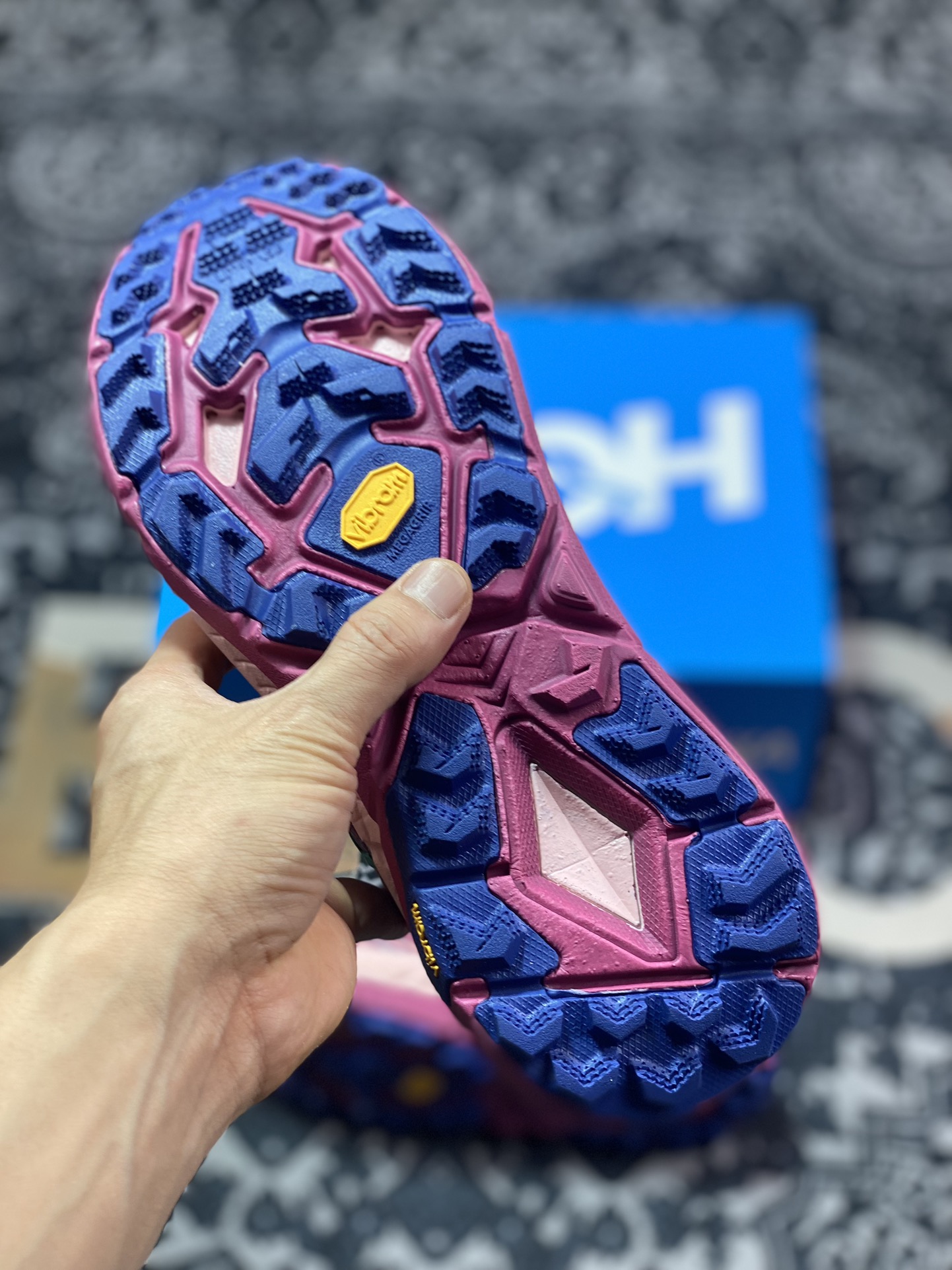 200 HOKA ONE ONE Mafate Speed 4 飞速玛法特4代系列低帮慢跑鞋“网织橙紫绿”1129930/CPPF