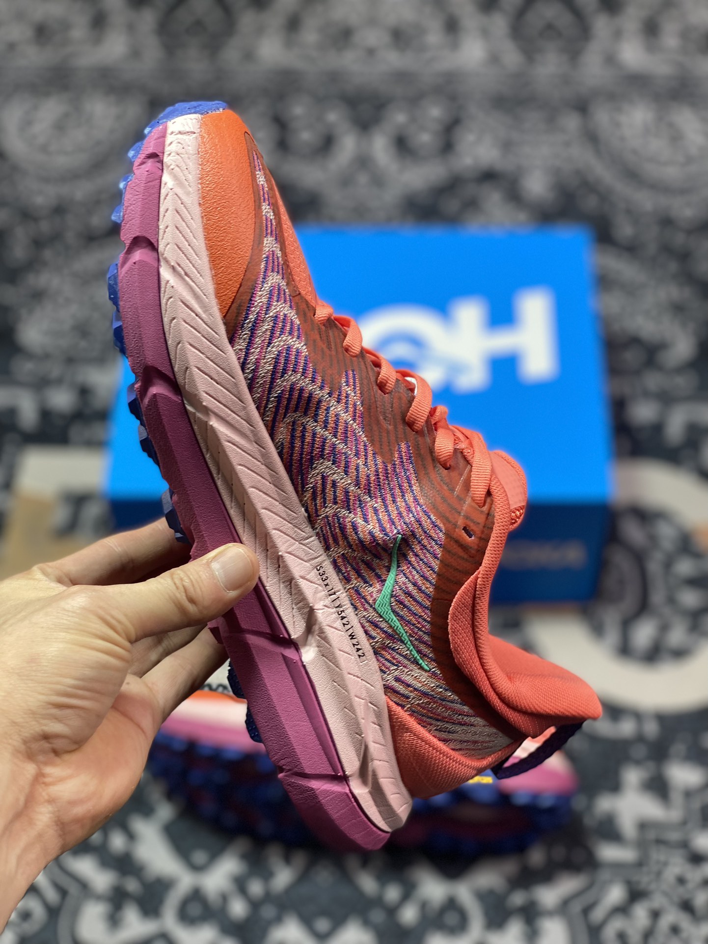 200 HOKA ONE ONE Mafate Speed 4 飞速玛法特4代系列低帮慢跑鞋“网织橙紫绿”1129930/CPPF