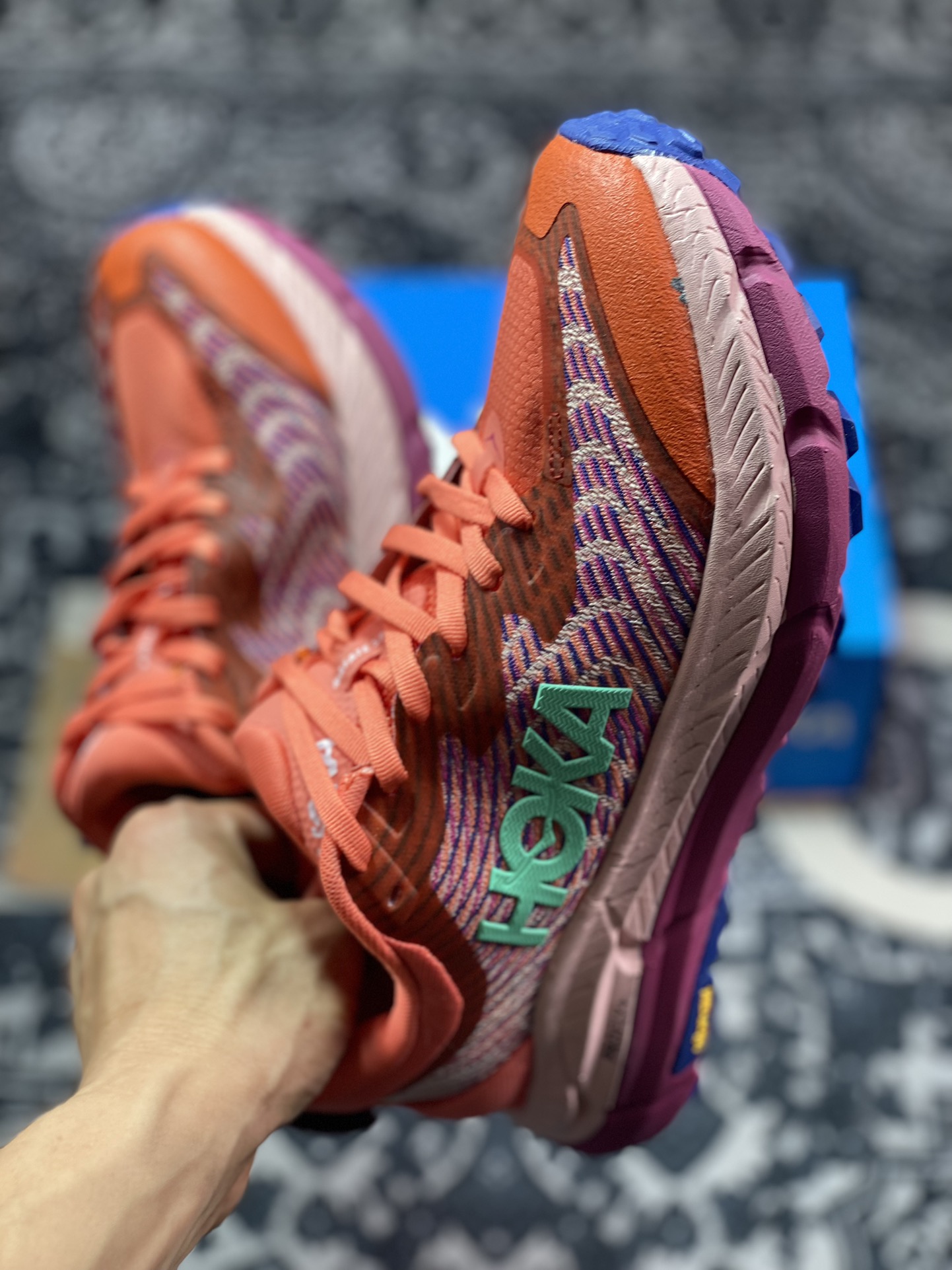 200 HOKA ONE ONE Mafate Speed 4 飞速玛法特4代系列低帮慢跑鞋“网织橙紫绿”1129930/CPPF