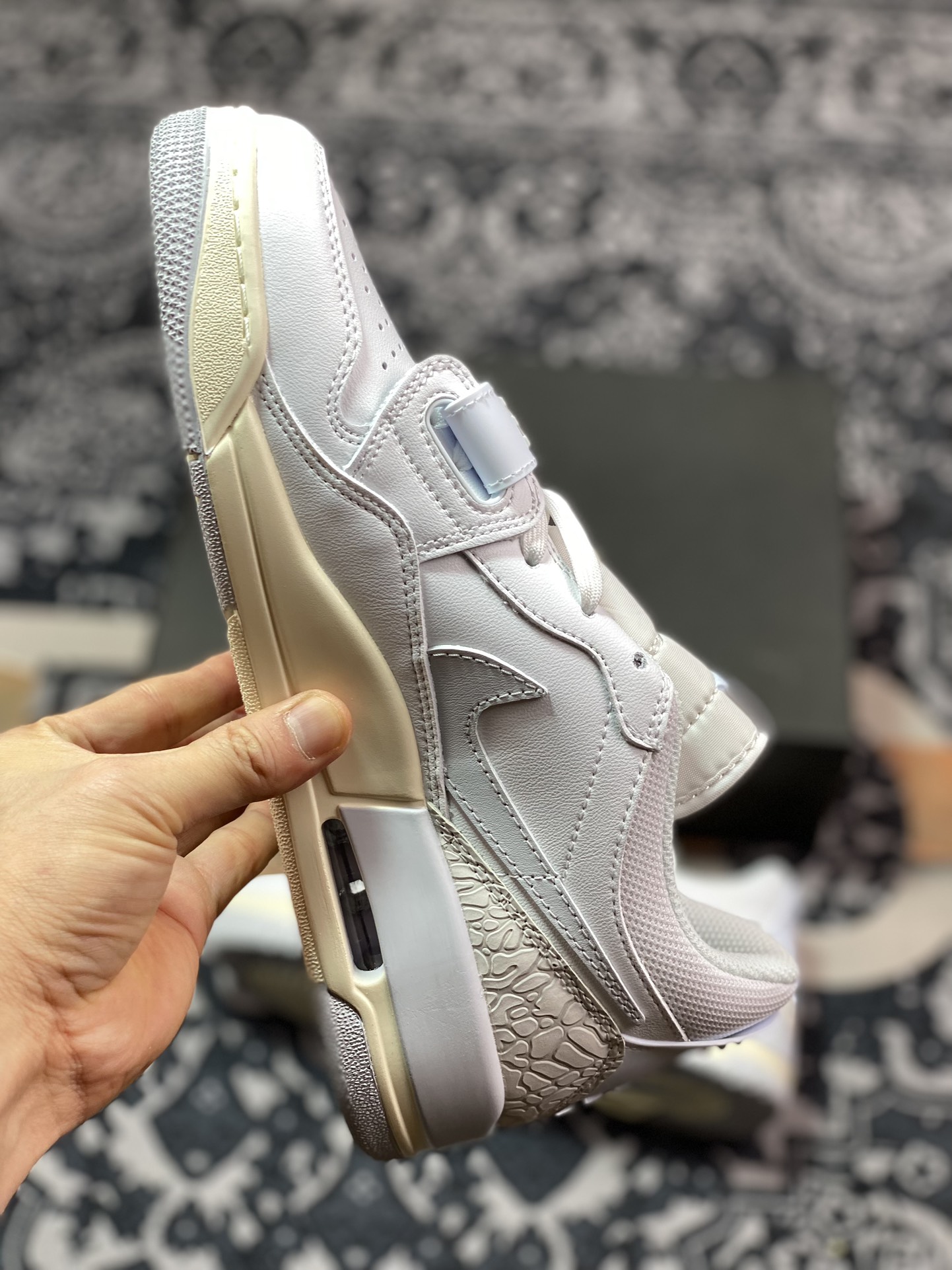 260 耐克Nike Air Jordan Legacy 312 Low”Love”乔丹篮球鞋“白灰烟灰”HJ3483-101