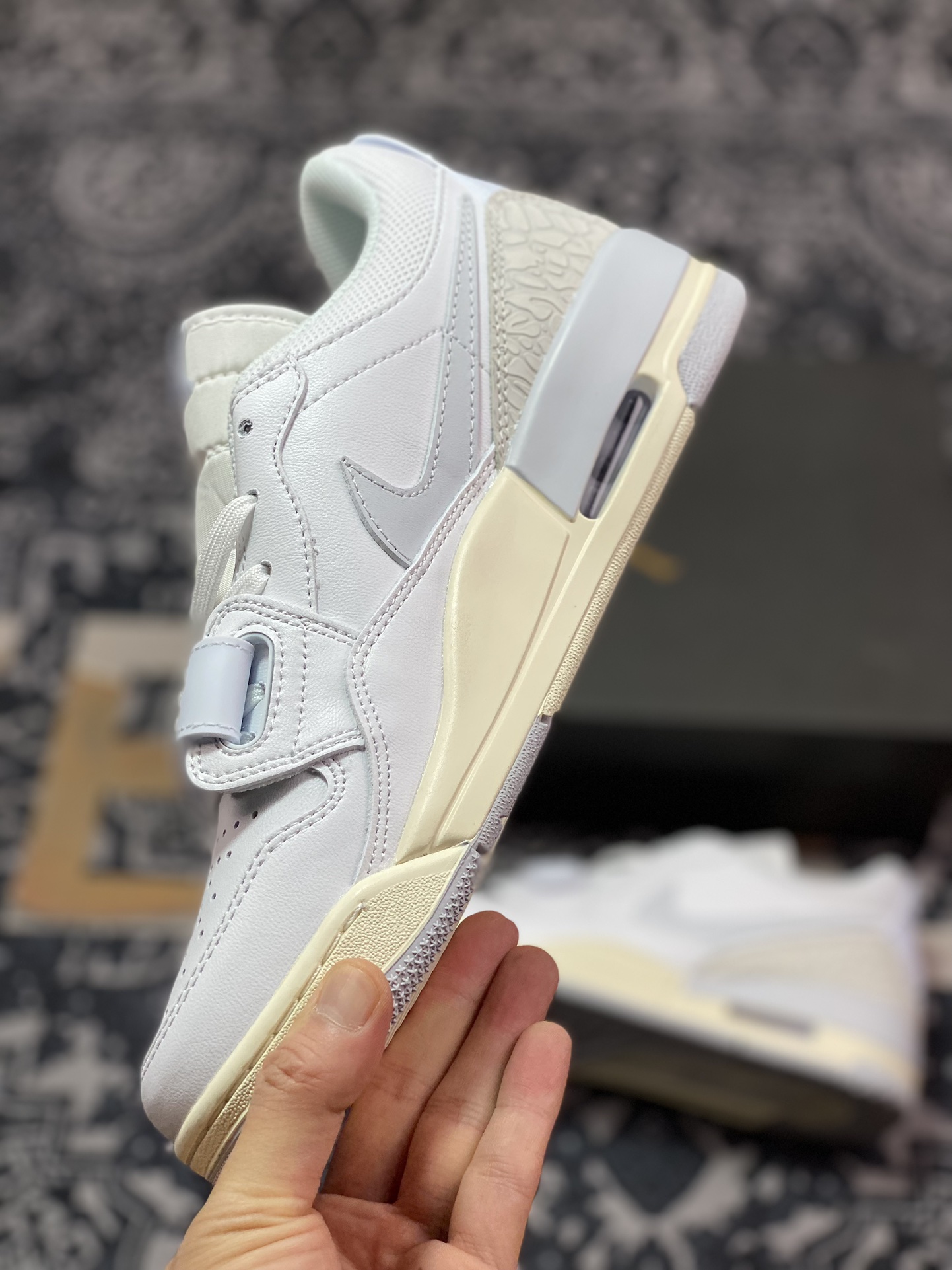 260 耐克Nike Air Jordan Legacy 312 Low”Love”乔丹篮球鞋“白灰烟灰”HJ3483-101