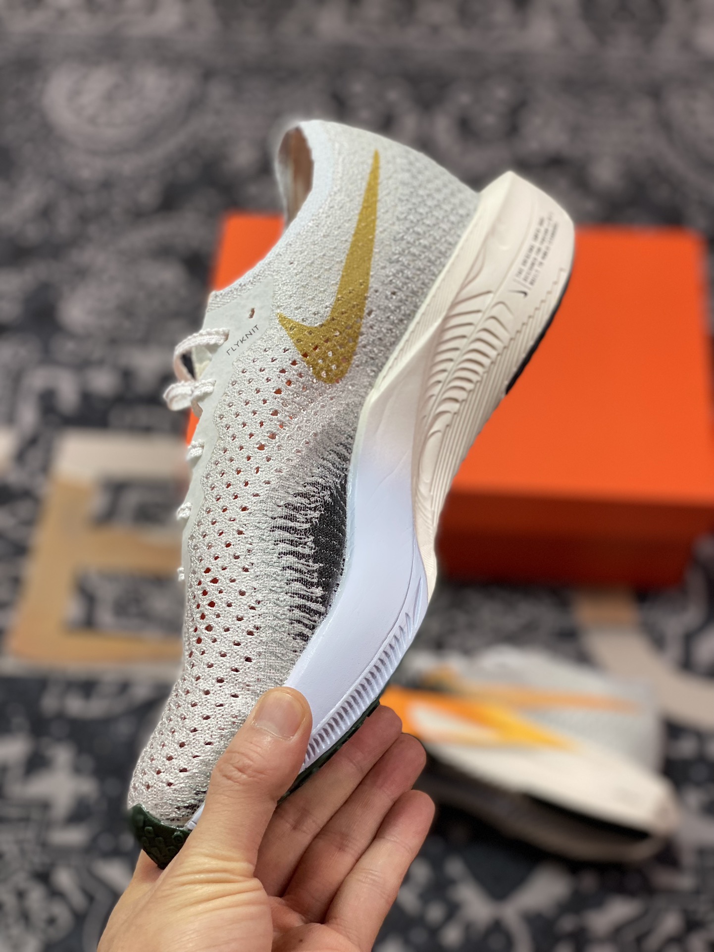 350 优选 原装级别 纯原版本 NK ZoomX Vaporfly NEXT 马拉松超轻缓震跑鞋 FV3633-081