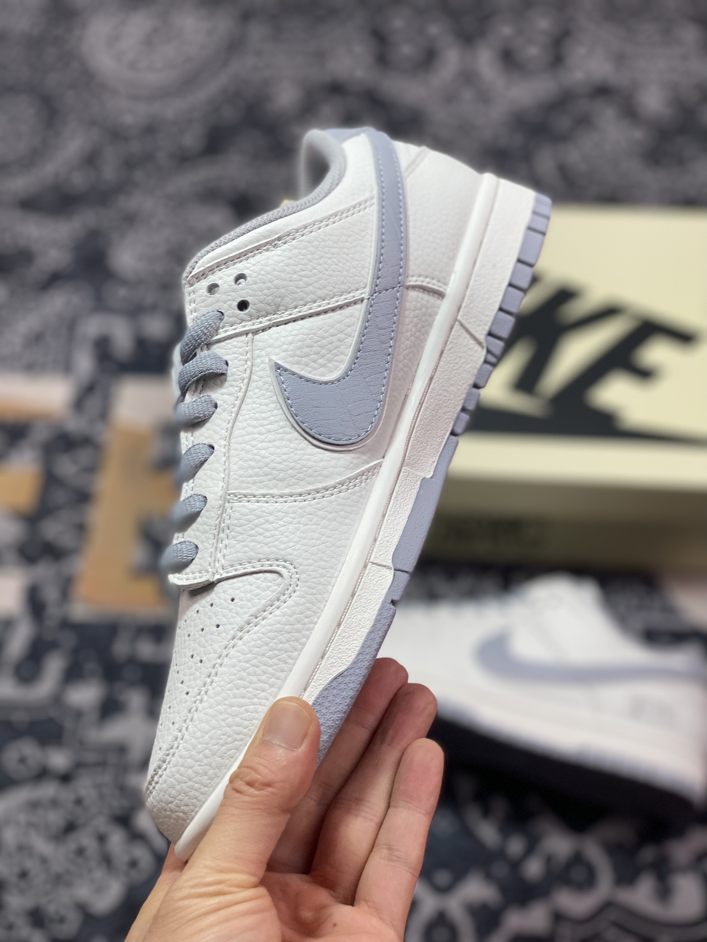 280 耐克Nike By You SB Dunk Low Retro SP扣篮系列低帮休闲运动滑板板鞋“皮革米白烟灰NYC”NC2103-302