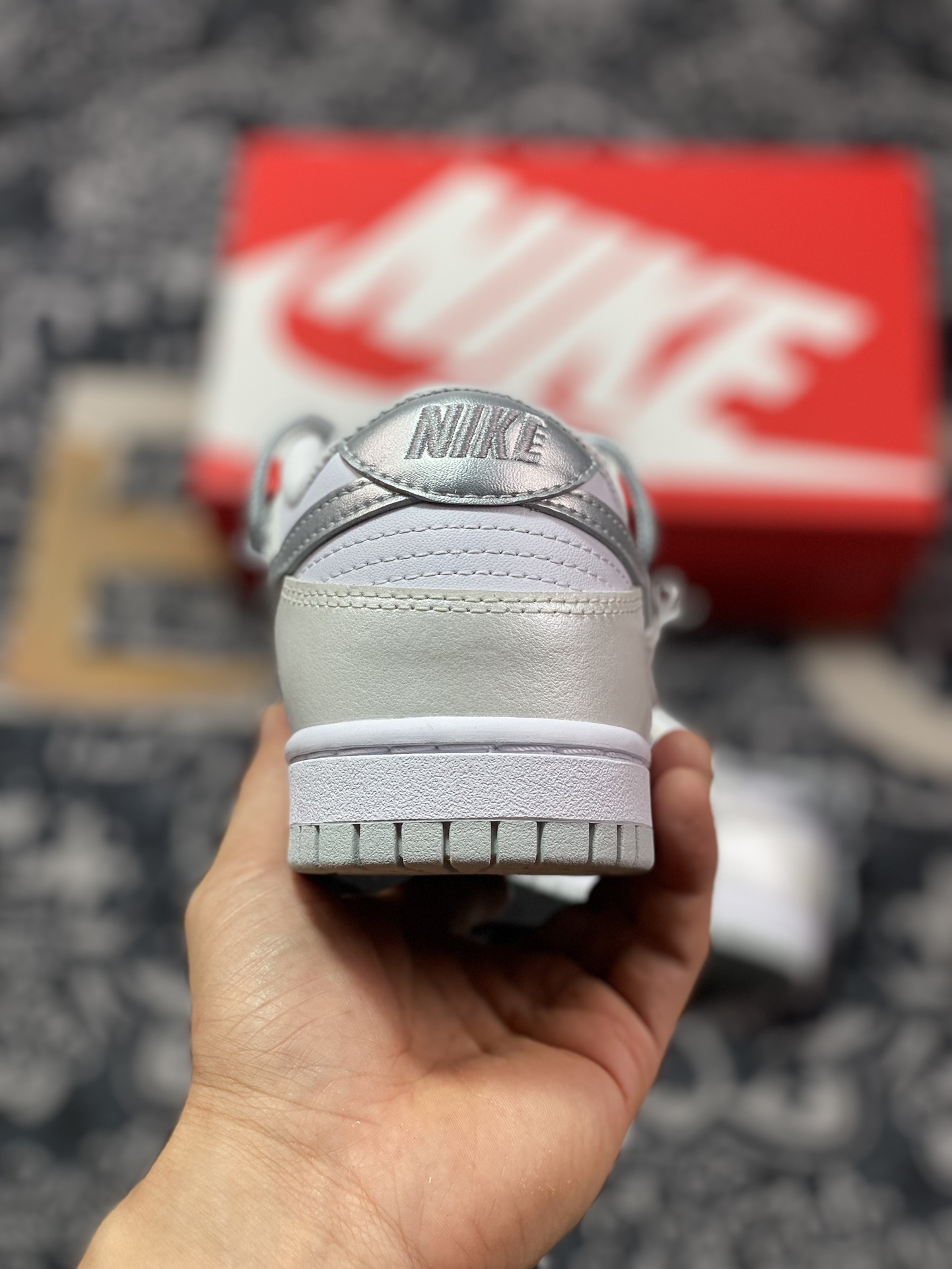 280 Nike SB Dunk Low"Ballet Ribbon"扣篮系列低帮“白银轻银芭蕾丝带绑绳”DH9765-102