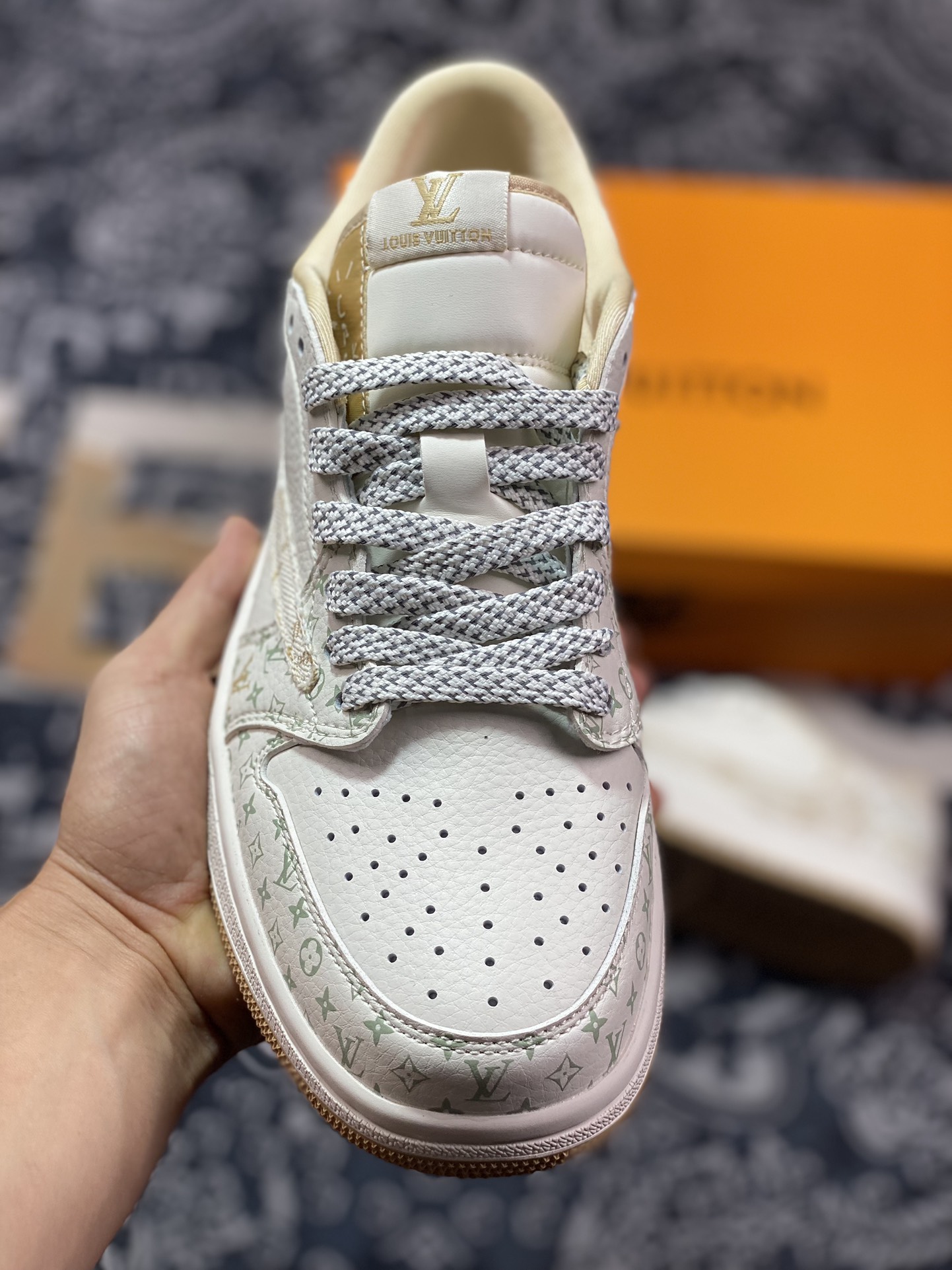 280 原装级别 Air Jordan 1 Low OG "高端定制" LV米白黄倒钩  SJ2068-006