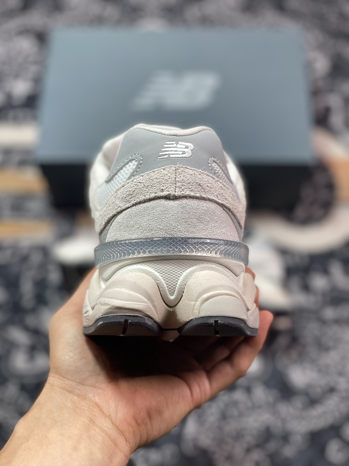 260 新百伦New Balance 9060"Bone Grey"系列复古百搭跑步鞋“米白骨白浅灰”U9060FGN