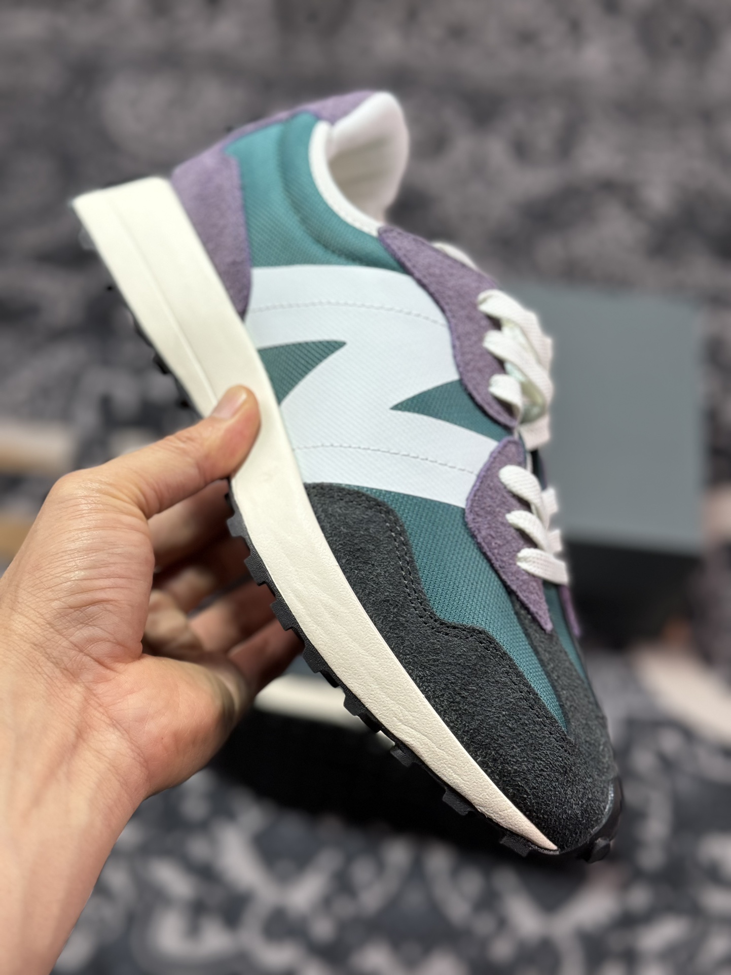 200 新百伦New Balance MS327系列低帮复古休闲运动慢跑鞋“拼色湖水绿暗黑紫黄”MS327HA