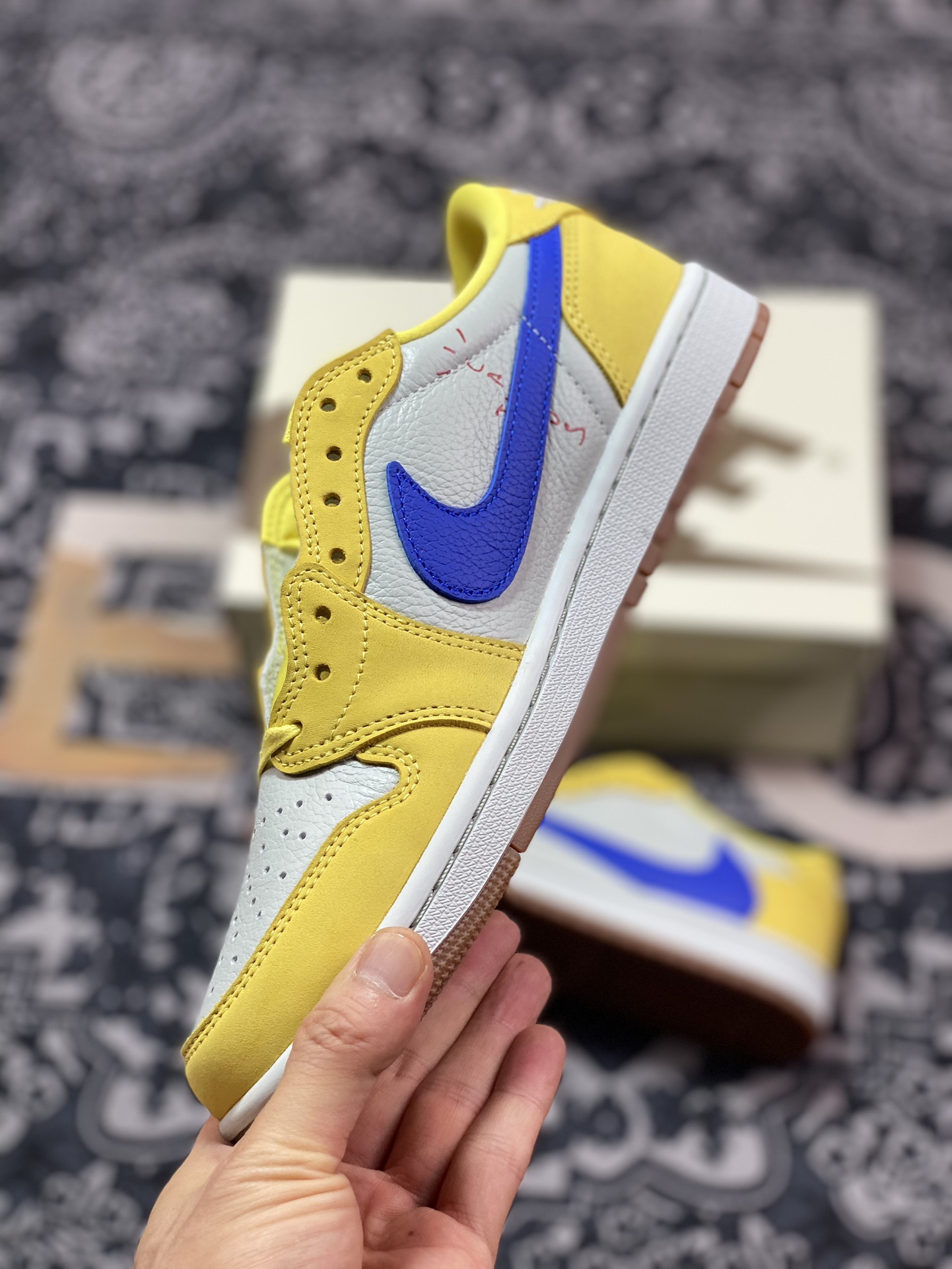 Air Jordan 1 Low ”Canary” White, Blue and Yellow DZ4137-700