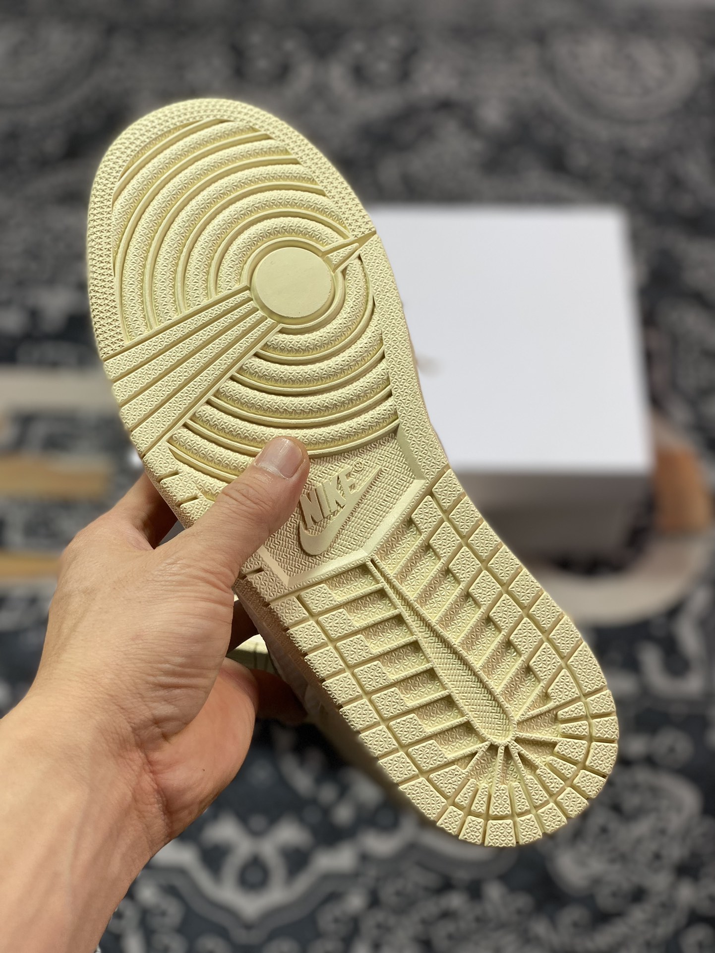Original Air Jordan 1 Low Beige FQ1925-100