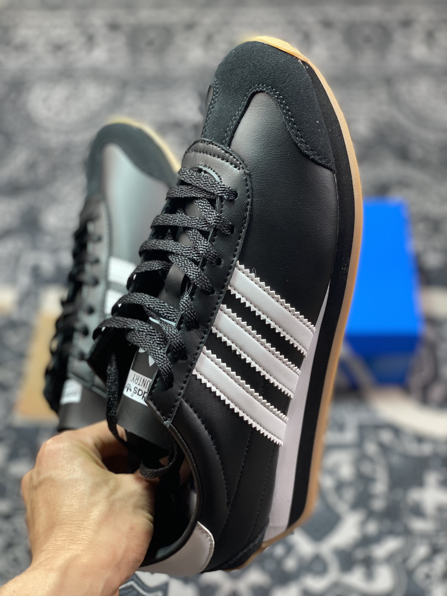 FeiFei Ruan x Adidas Country OG ”Chinese New Year” National Jogging Shoes ”Joint Black and White Stitching” IE4231
