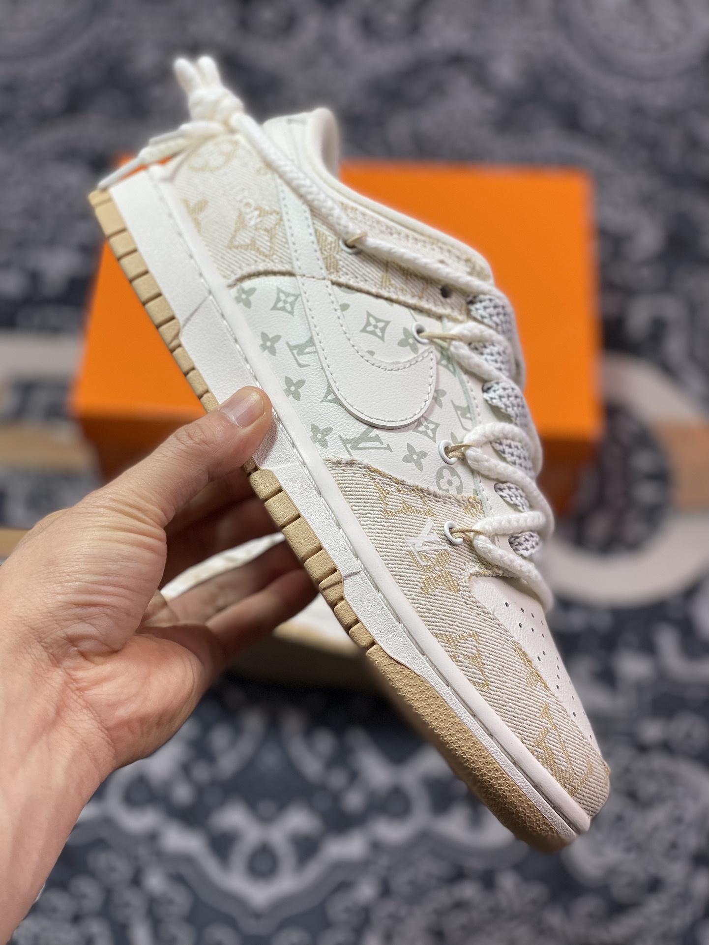 Original NK Dunk Low Retro ”DIY high-end customization” LV beige khaki deconstructed straps SJ2068-247