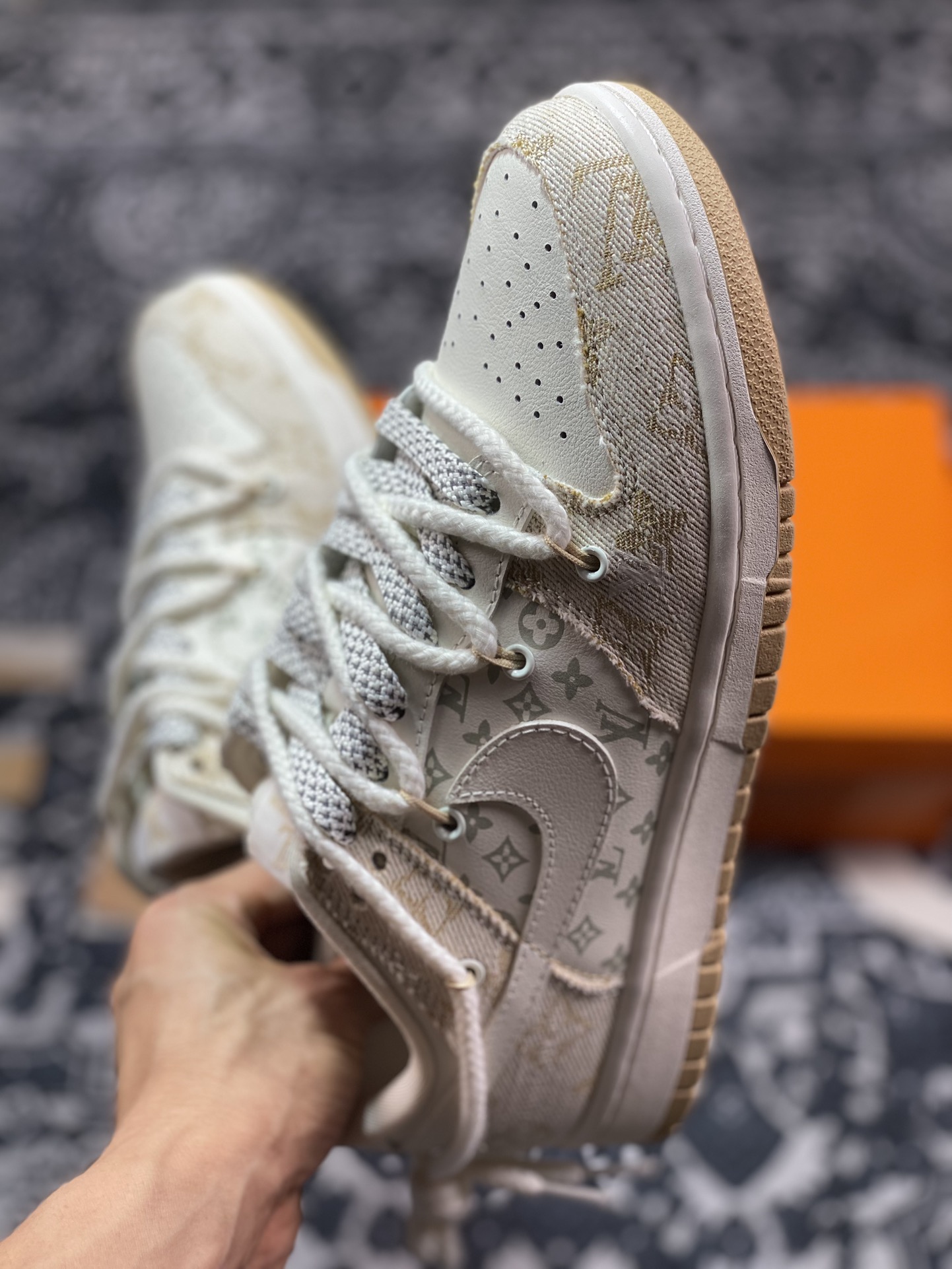 Original NK Dunk Low Retro ”DIY high-end customization” LV beige khaki deconstructed straps SJ2068-247