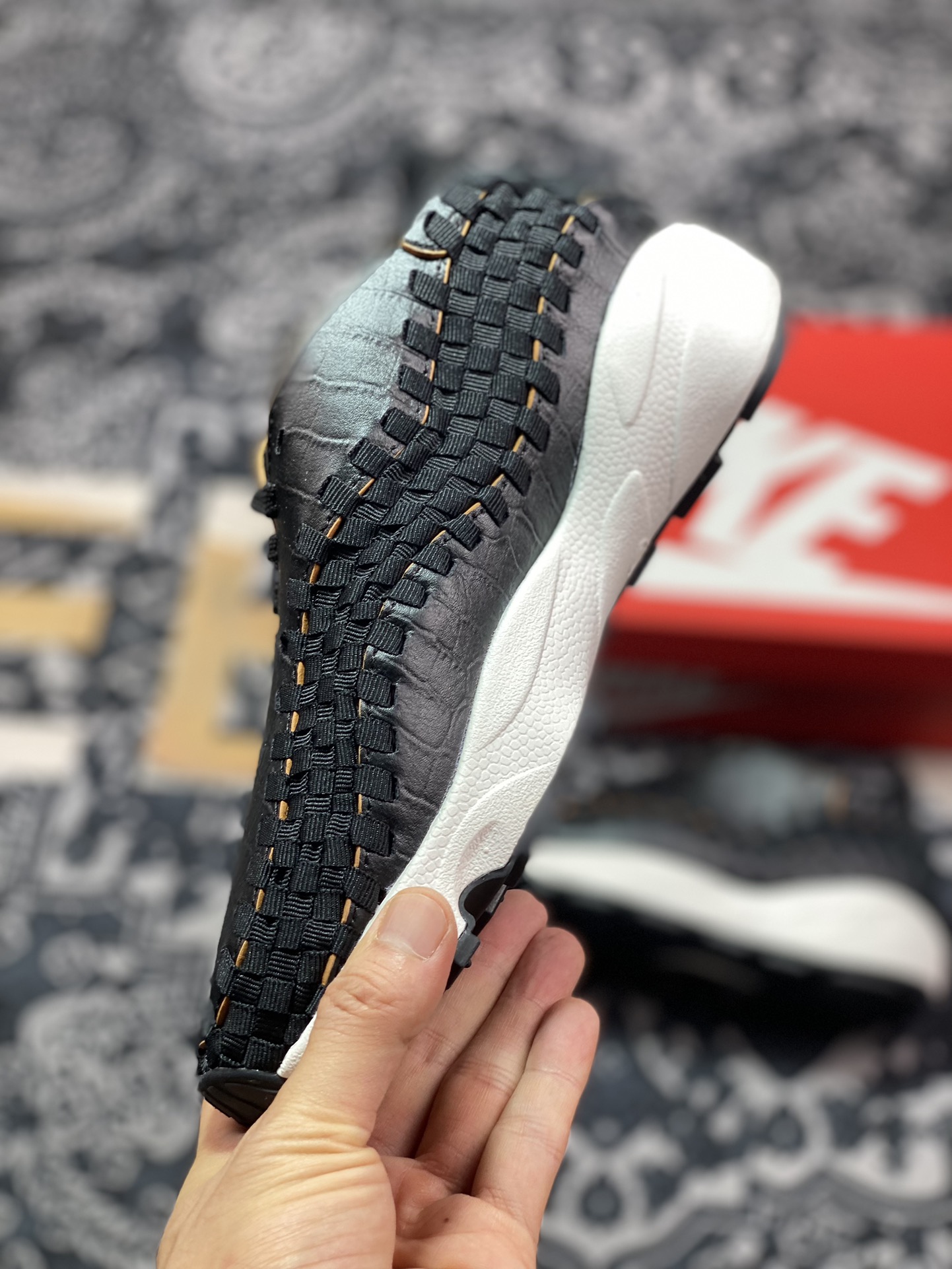 220 Nk Air Footscape Woven 不对称编织防滑耐磨低帮生活休闲鞋 FQ8129-010