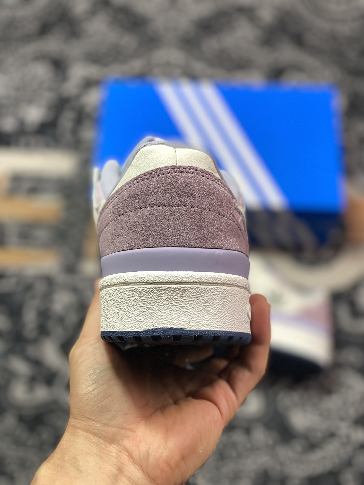 / Adidas Originals Forum Low CL Roman Sneakers ”Off-White Lavender Purple” ID6266