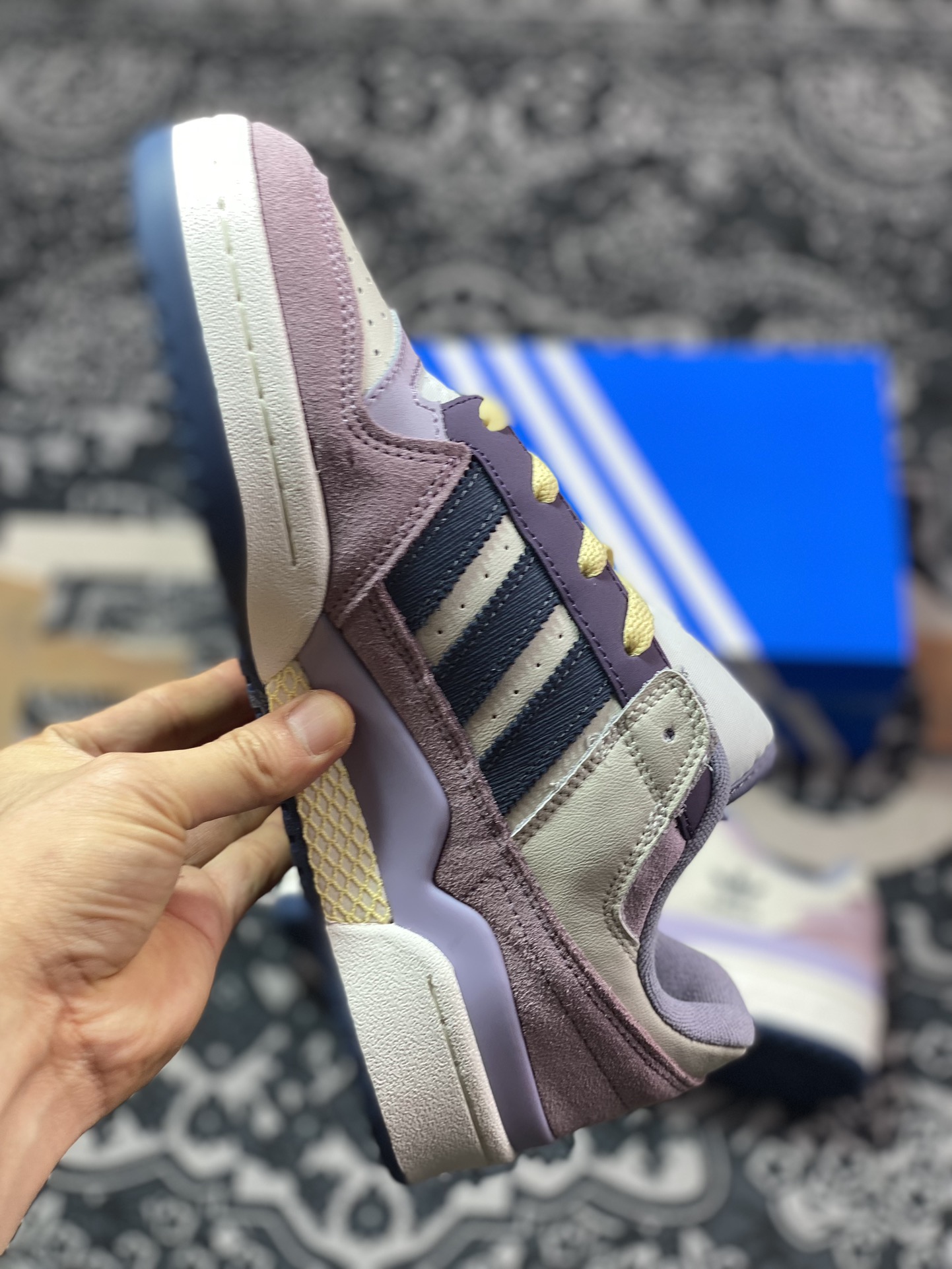 / Adidas Originals Forum Low CL Roman Sneakers ”Off-White Lavender Purple” ID6266