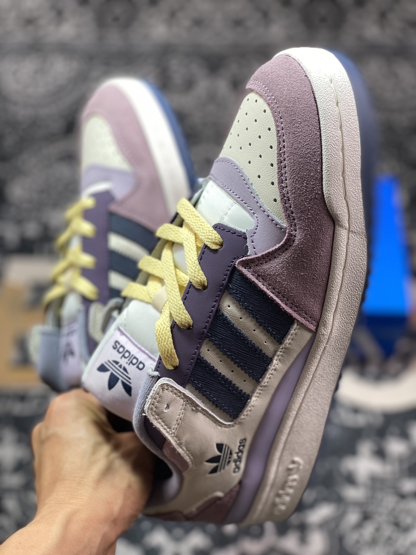 / Adidas Originals Forum Low CL Roman Sneakers ”Off-White Lavender Purple” ID6266