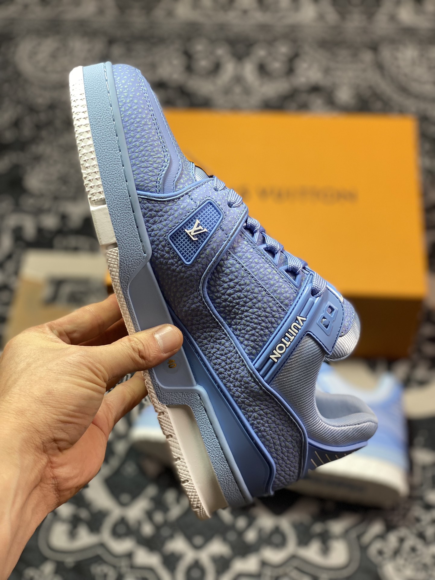 Louis Vuitton LV Trainer Low-top Casual Sneakers