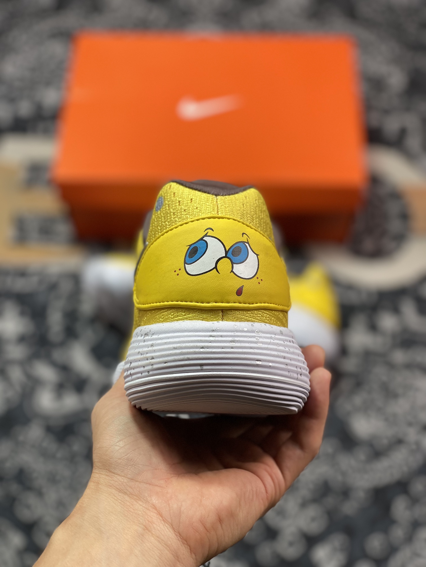 NK Hyperdunk HD2017 Low EP actual basketball shoes SpongeBob SquarePants yellow 897637-700