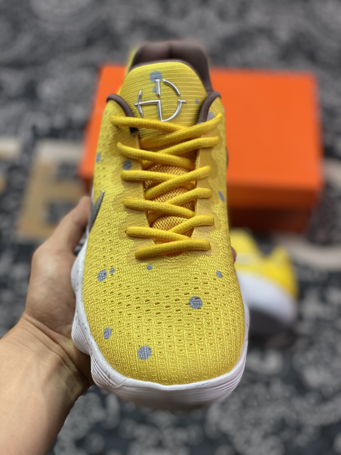 NK Hyperdunk HD2017 Low EP actual basketball shoes SpongeBob SquarePants yellow 897637-700